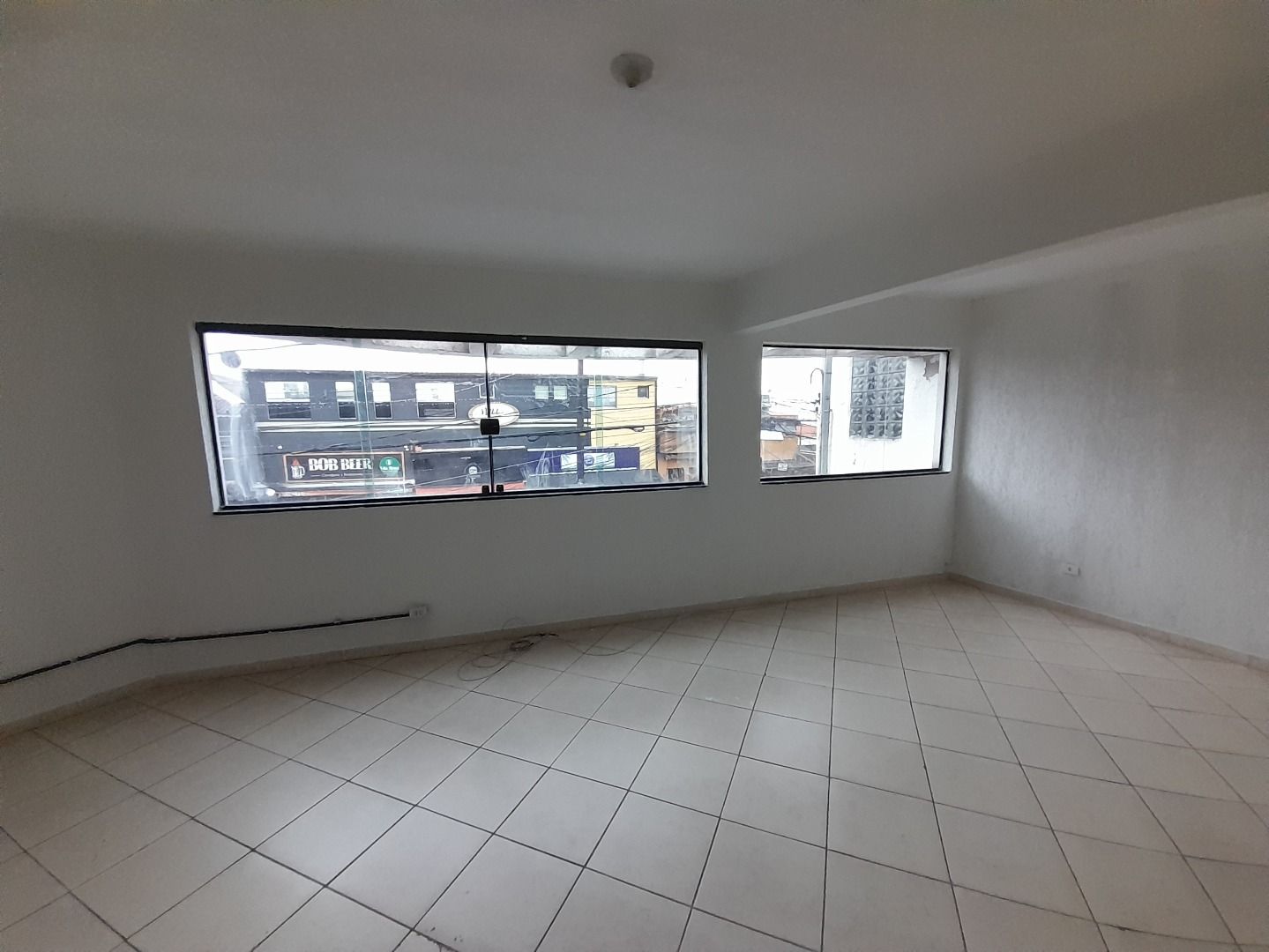 Alugar Comercial / Sala em S&atilde;o Paulo R$ 1.500,00 - Foto 3