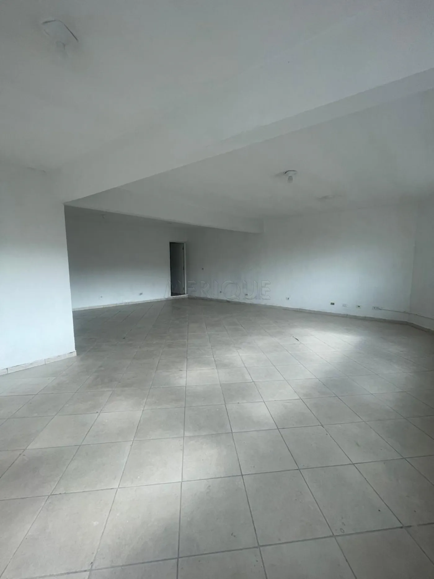 Alugar Comercial / Sala em S&atilde;o Paulo R$ 1.500,00 - Foto 6