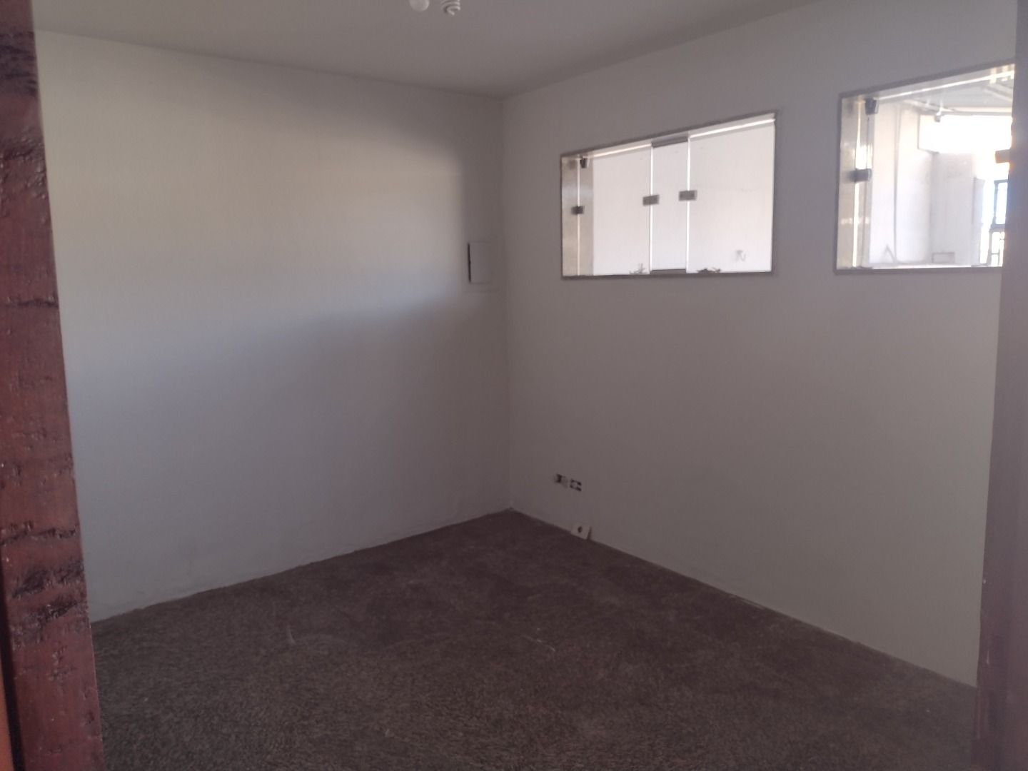 Alugar Comercial / Casa em Aruj&aacute; R$ 6.500,00 - Foto 13