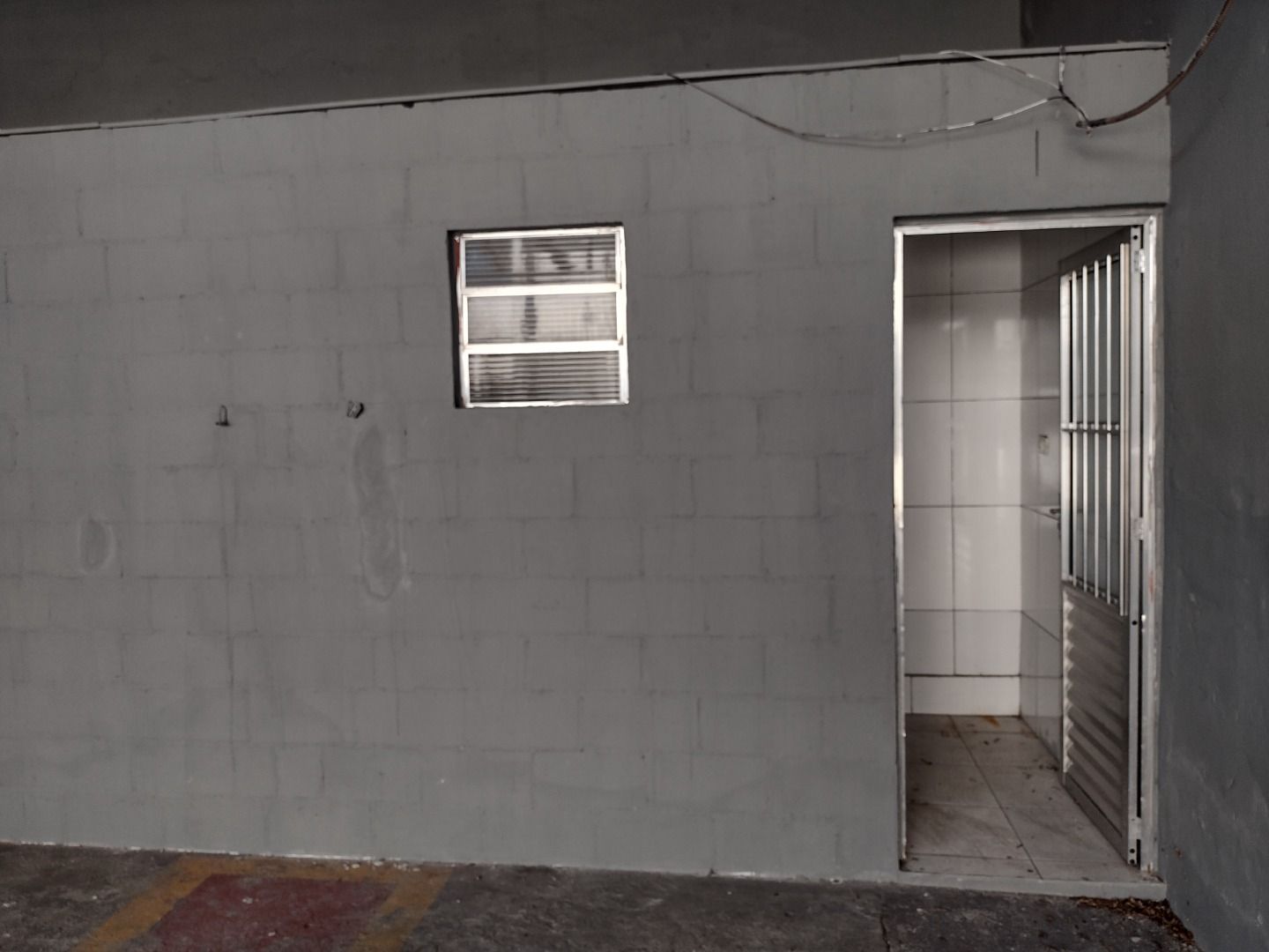 Alugar Comercial / Casa em Aruj&aacute; R$ 6.500,00 - Foto 38