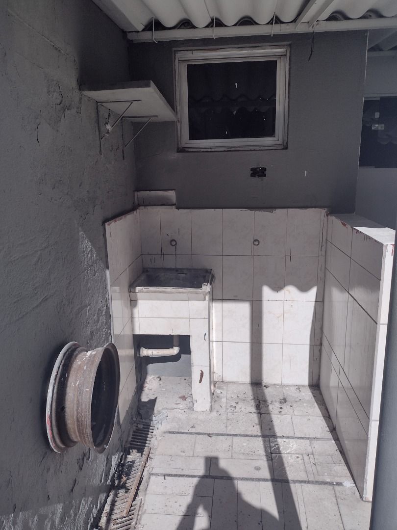 Alugar Comercial / Casa em Aruj&aacute; R$ 6.500,00 - Foto 43