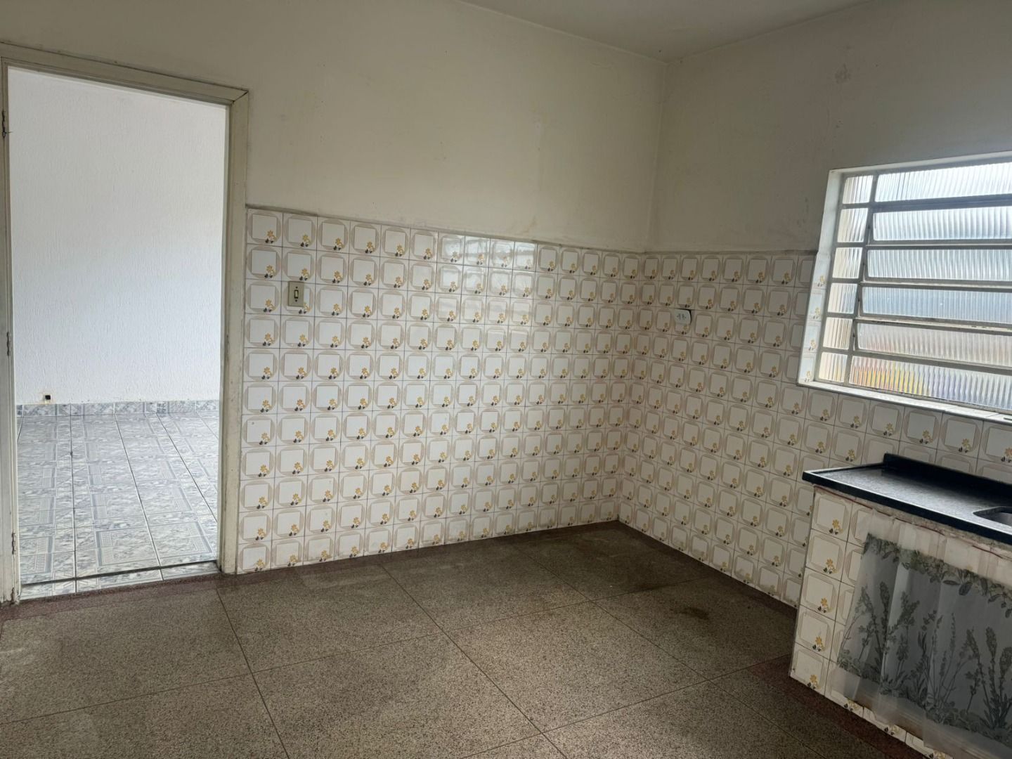 Alugar Apartamento / Sobreloja em S&atilde;o Paulo R$ 1.300,00 - Foto 4