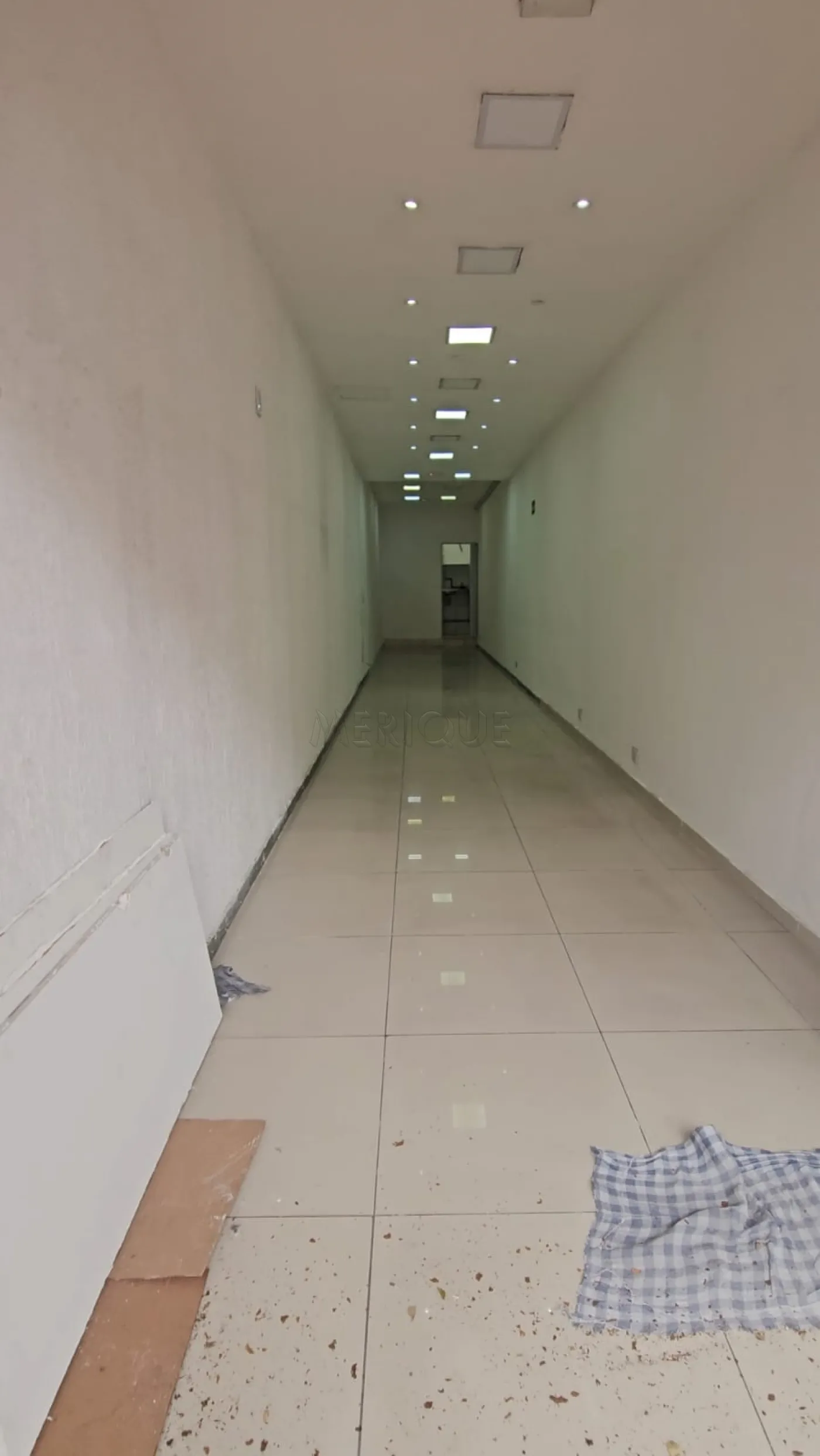 Alugar Comercial / Box em S&atilde;o Paulo R$ 5.500,00 - Foto 2