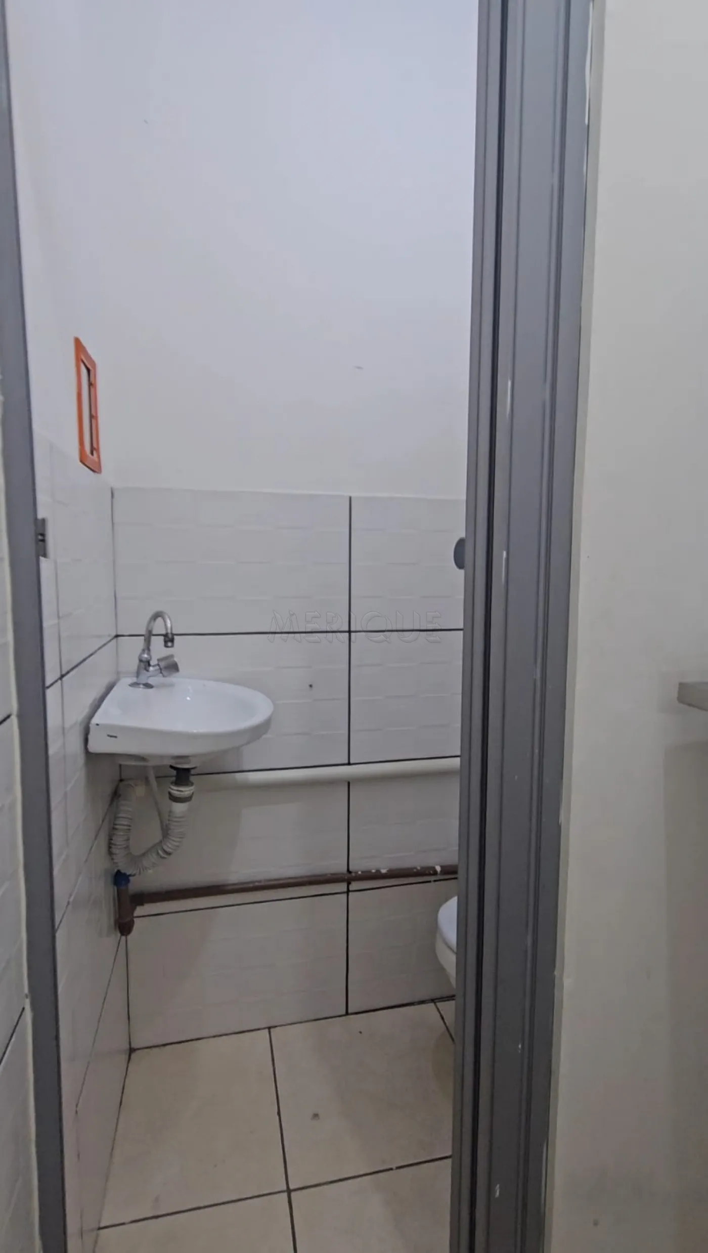 Alugar Comercial / Box em S&atilde;o Paulo R$ 5.500,00 - Foto 4