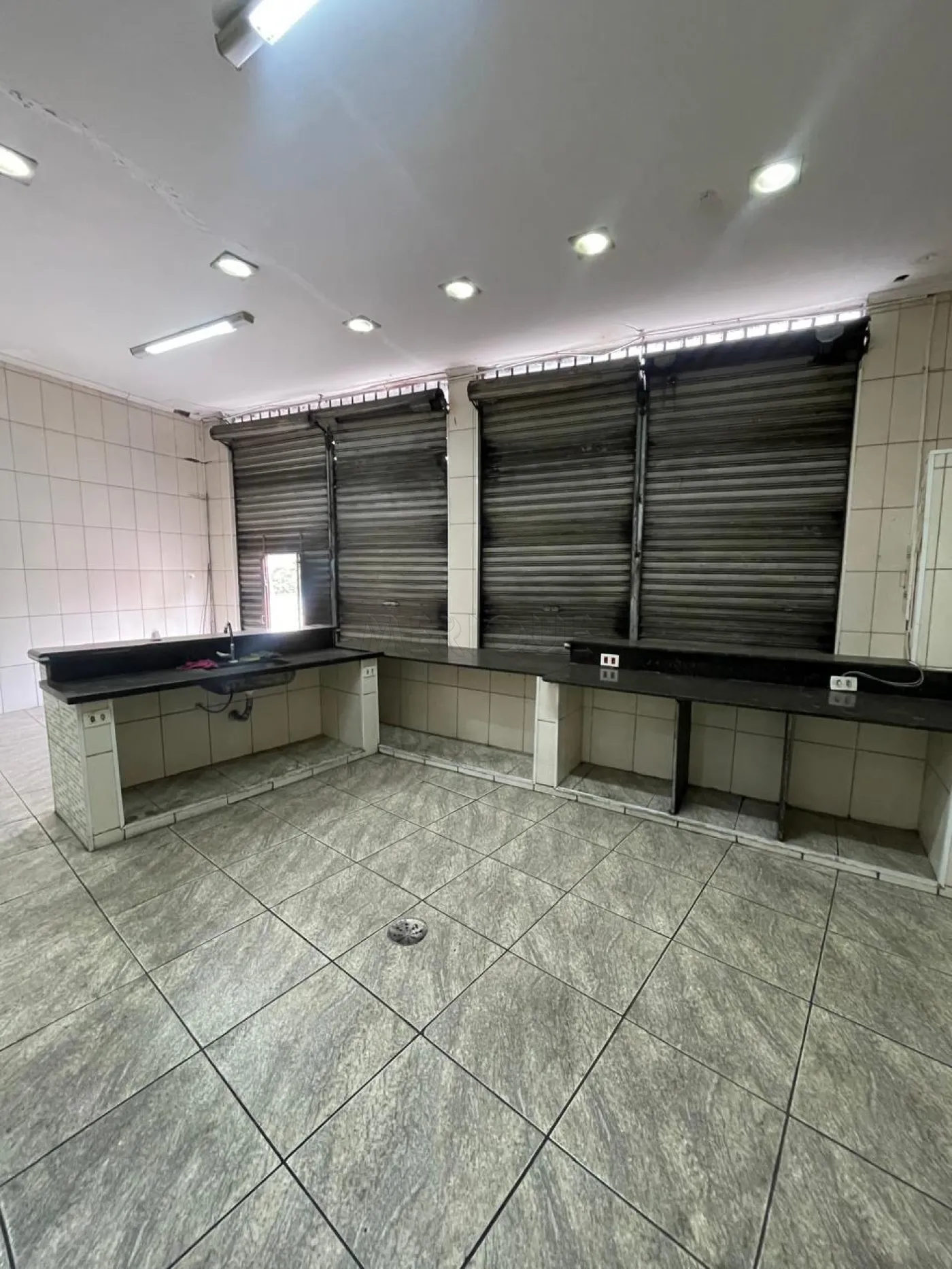 Alugar Comercial / Sal&atilde;o em S&atilde;o Paulo R$ 8.500,00 - Foto 4