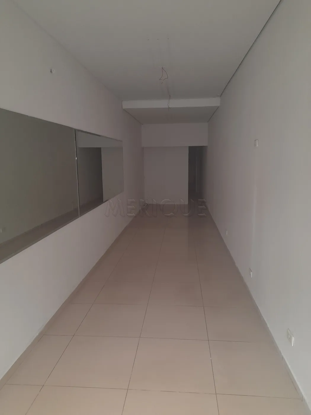 Alugar Comercial / Box em S&atilde;o Paulo R$ 4.000,00 - Foto 3