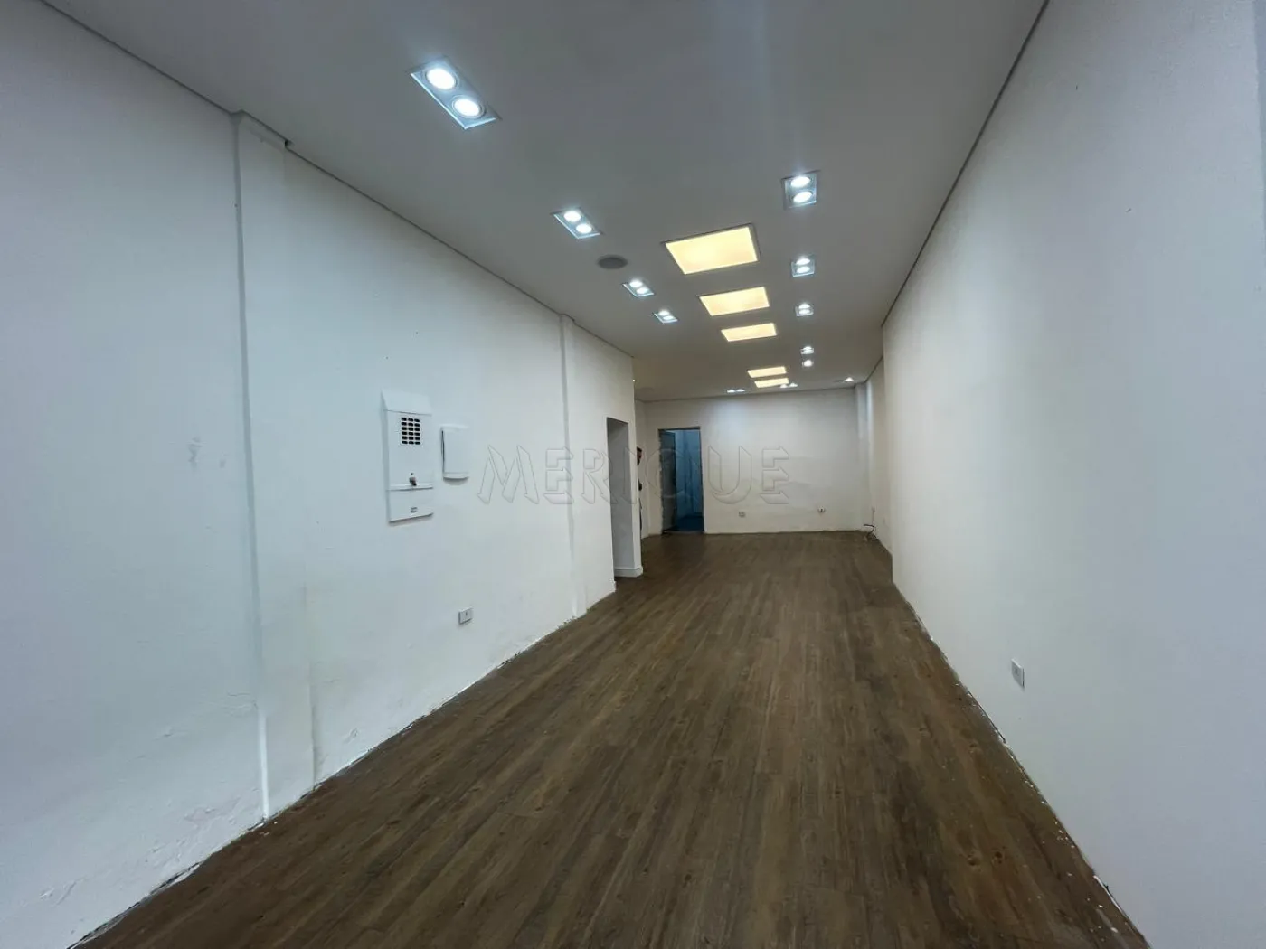 Alugar Comercial / Sal&atilde;o em S&atilde;o Paulo R$ 7.000,00 - Foto 2