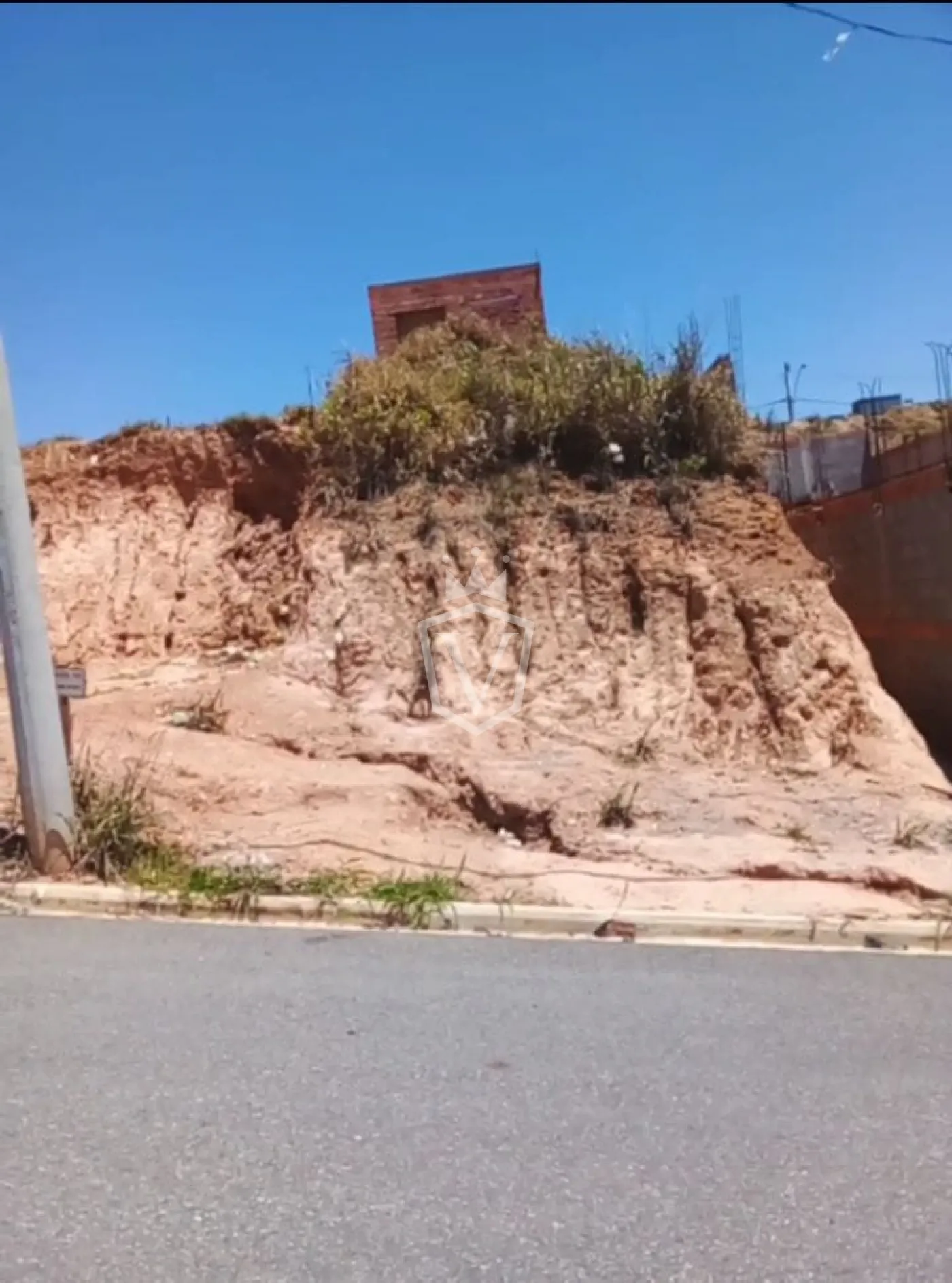 Comprar Terreno / Padr&atilde;o fora condom&iacute;nio em V&aacute;rzea Paulista R$ 189.000,00 - Foto 1