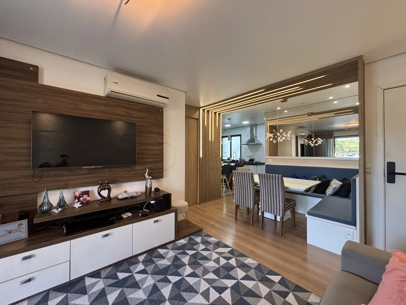 Comprar Apartamento / Padr&atilde;o em Jundia&iacute; R$ 860.000,00 - Foto 2