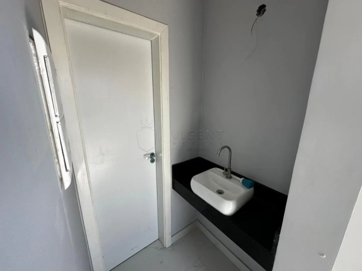 Comprar Casa / Condom&iacute;nio em V&aacute;rzea Paulista R$ 950.000,00 - Foto 3