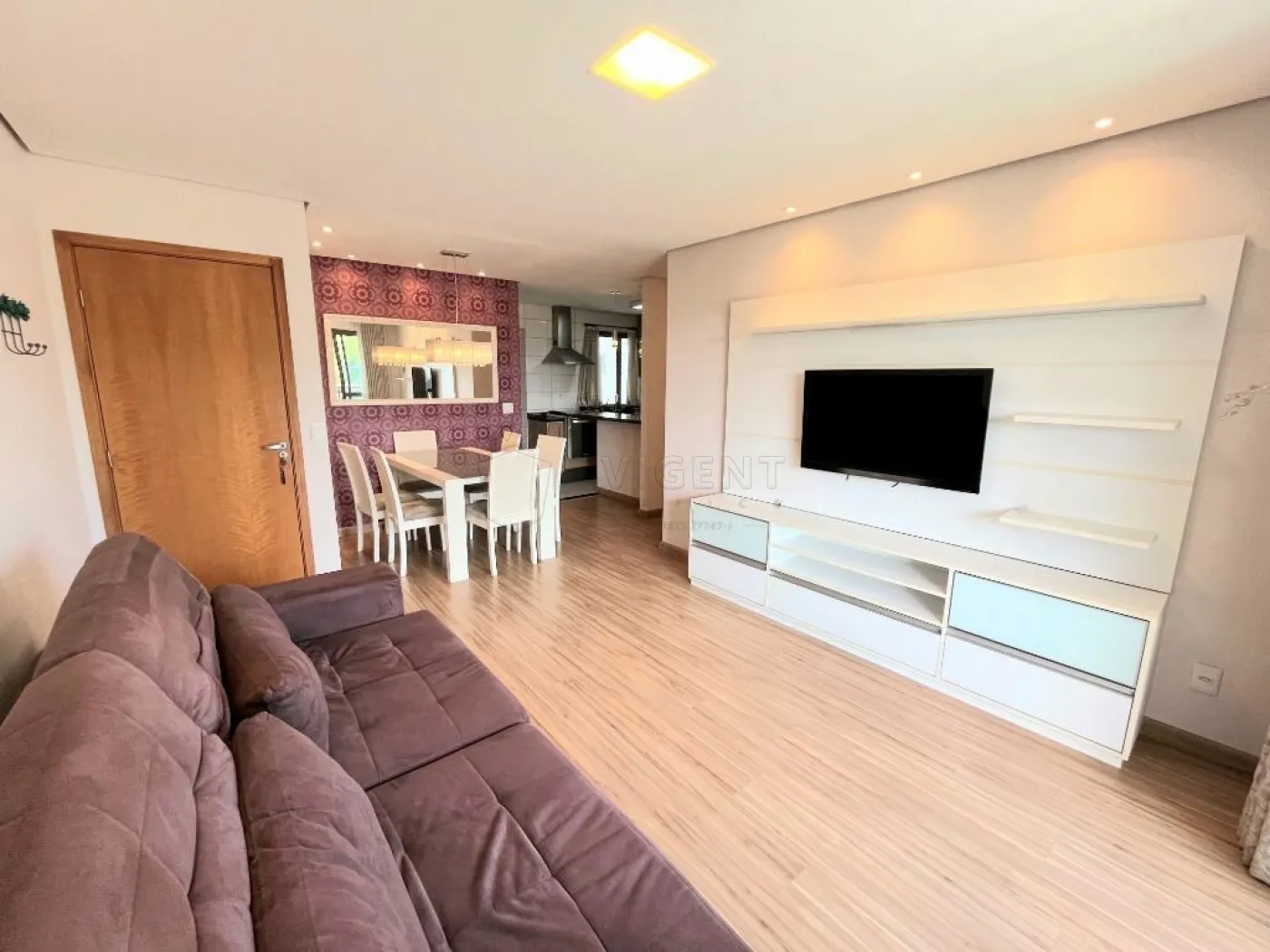 Alugar Apartamento / Padr&atilde;o em Jundia&iacute; R$ 5.000,00 - Foto 1