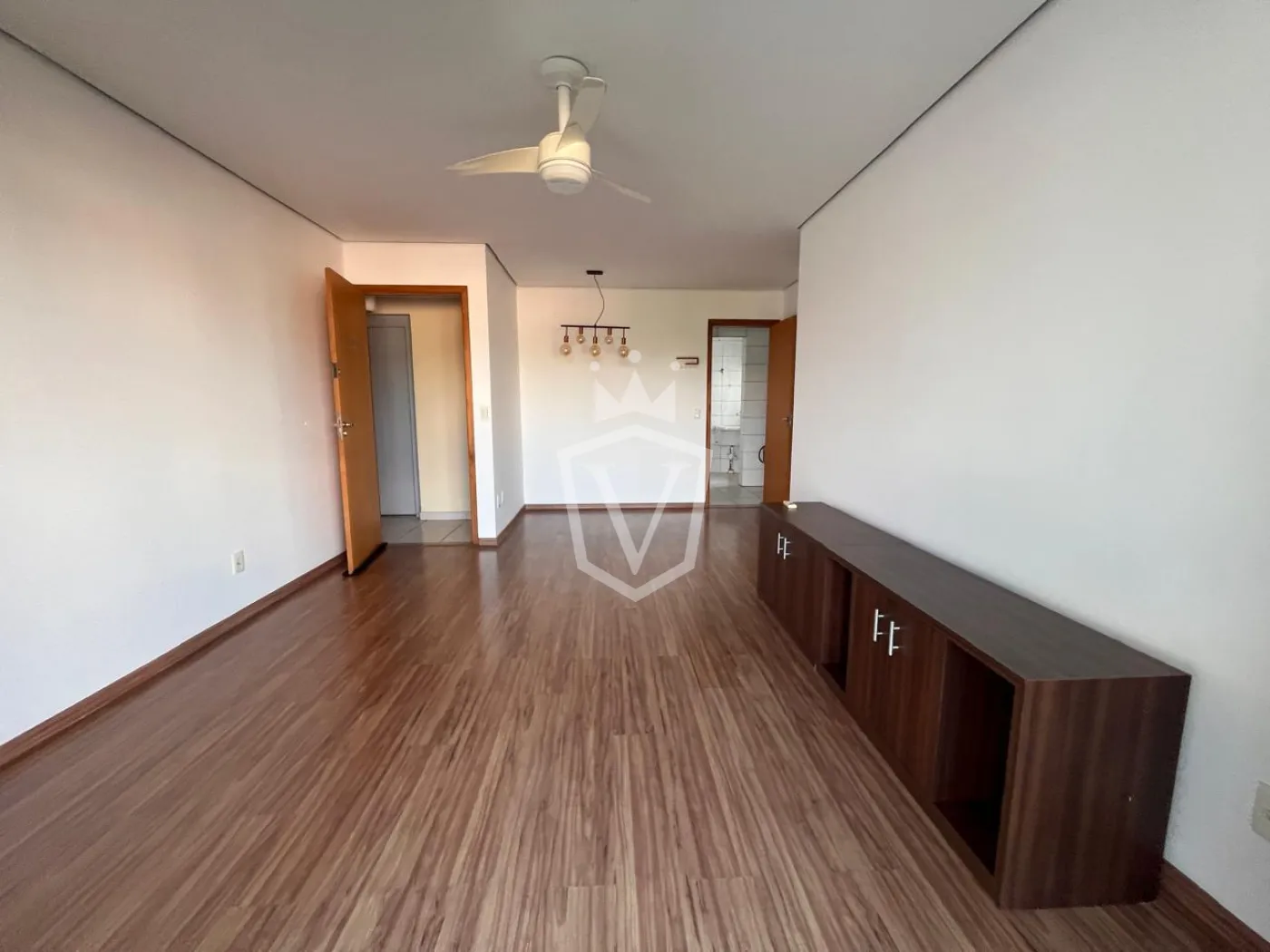 Alugar Apartamento / Padr&atilde;o em Jundia&iacute; R$ 5.000,00 - Foto 2