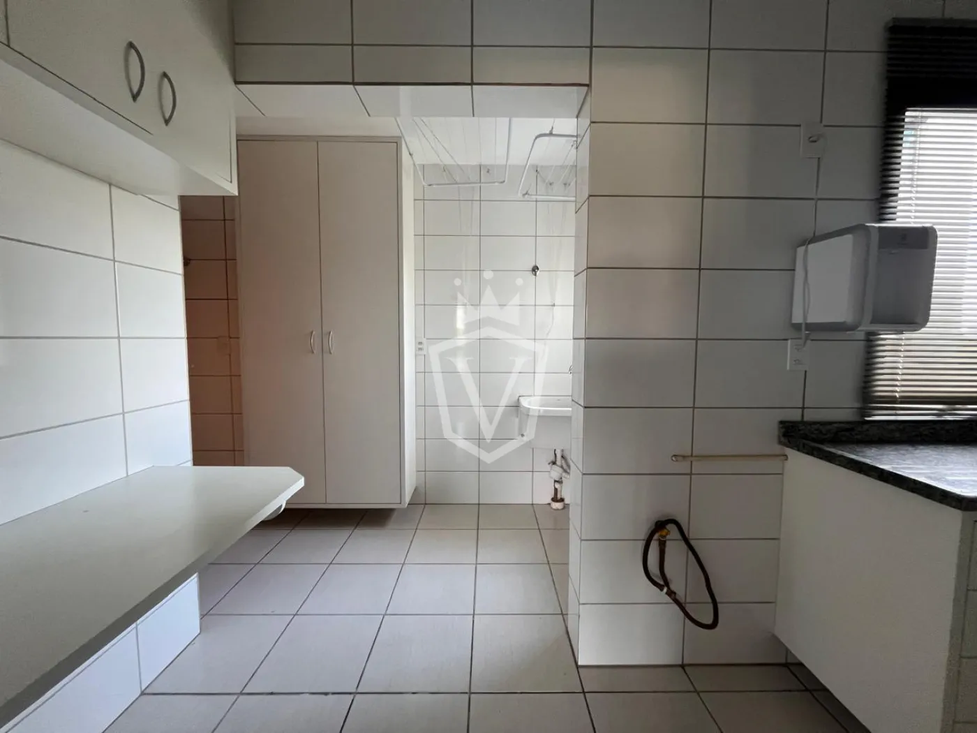 Alugar Apartamento / Padr&atilde;o em Jundia&iacute; R$ 5.000,00 - Foto 4