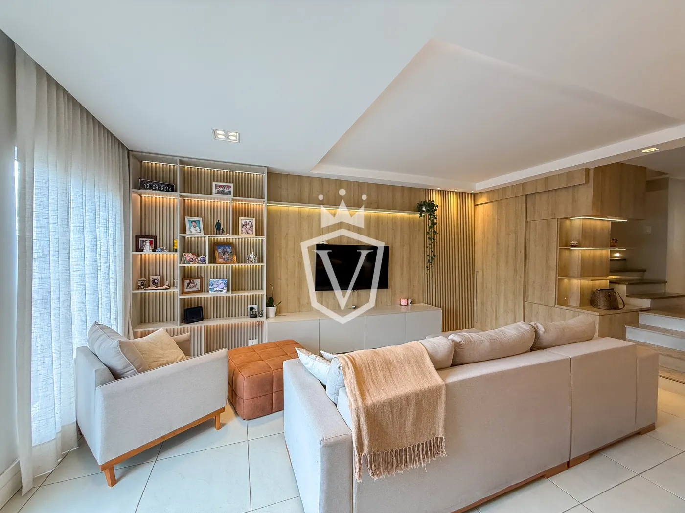 Alugar Casa / Padr&atilde;o fora condom&iacute;nio em Jundia&iacute; R$ 8.700,00 - Foto 2