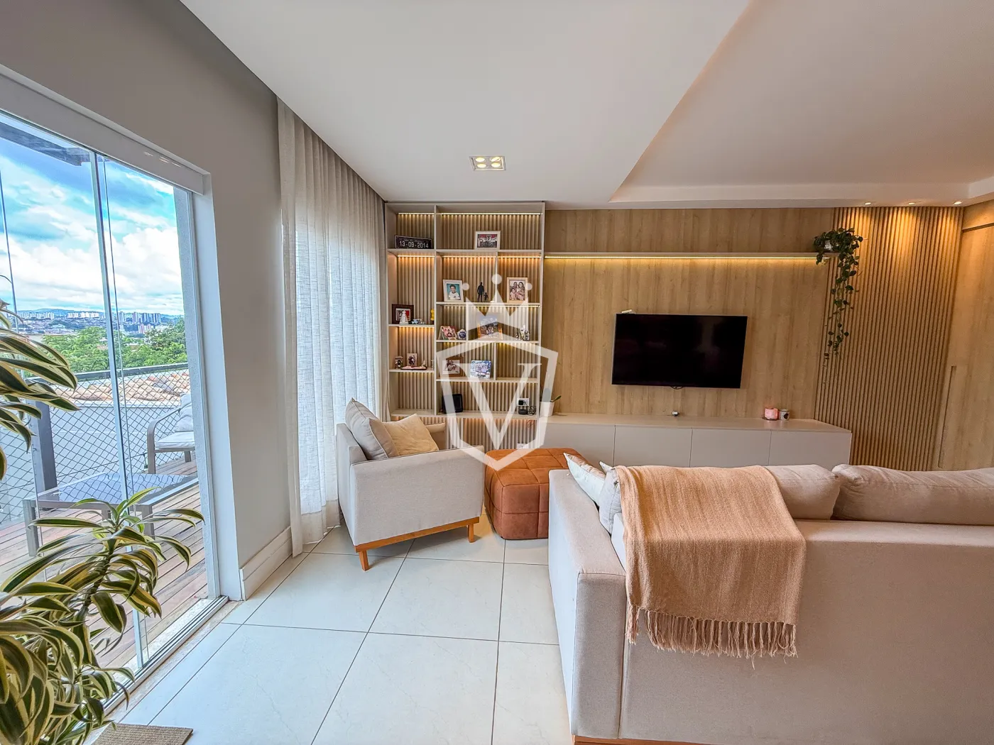 Alugar Casa / Padr&atilde;o fora condom&iacute;nio em Jundia&iacute; R$ 8.700,00 - Foto 6