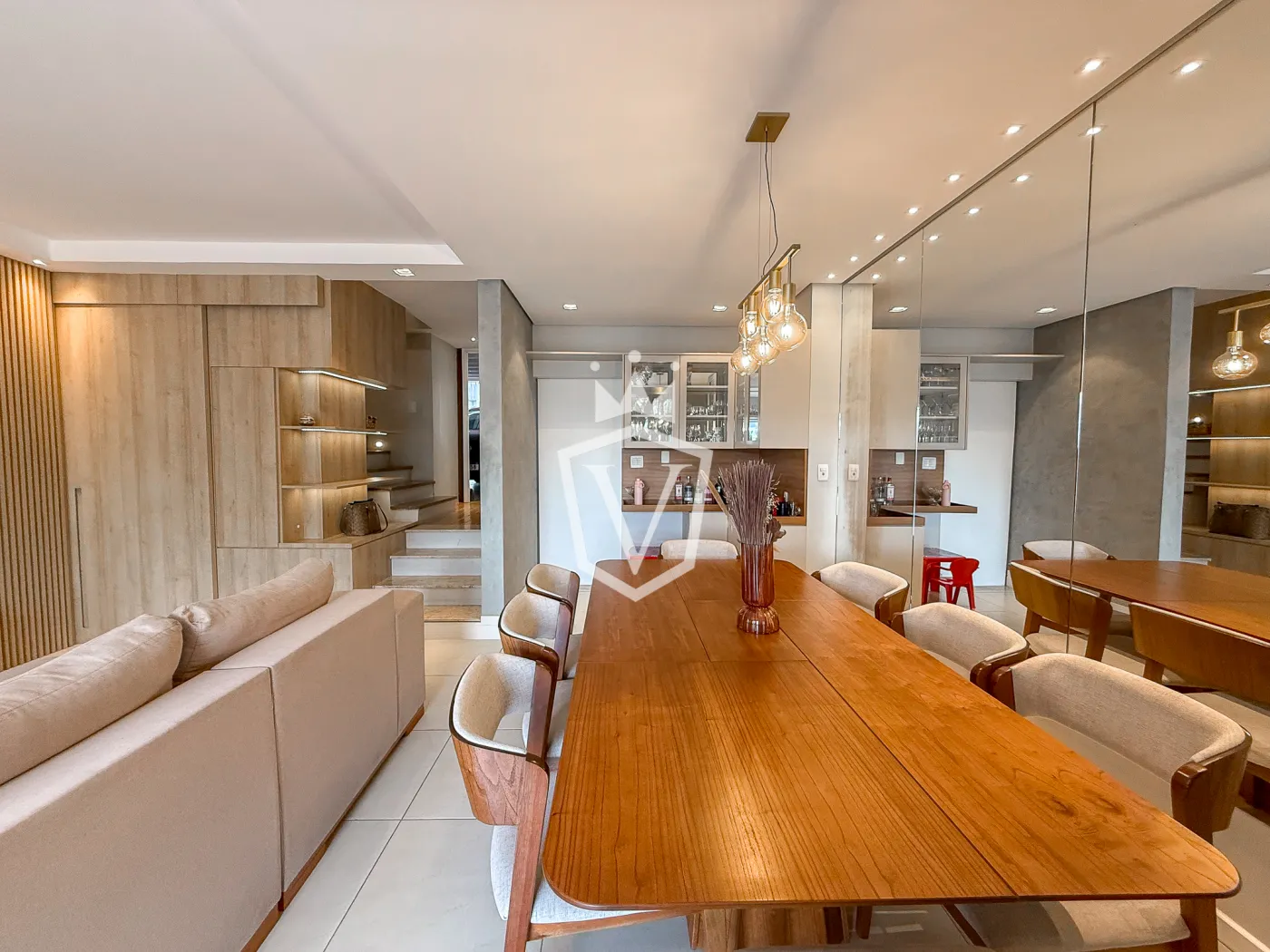 Alugar Casa / Padr&atilde;o fora condom&iacute;nio em Jundia&iacute; R$ 8.700,00 - Foto 7