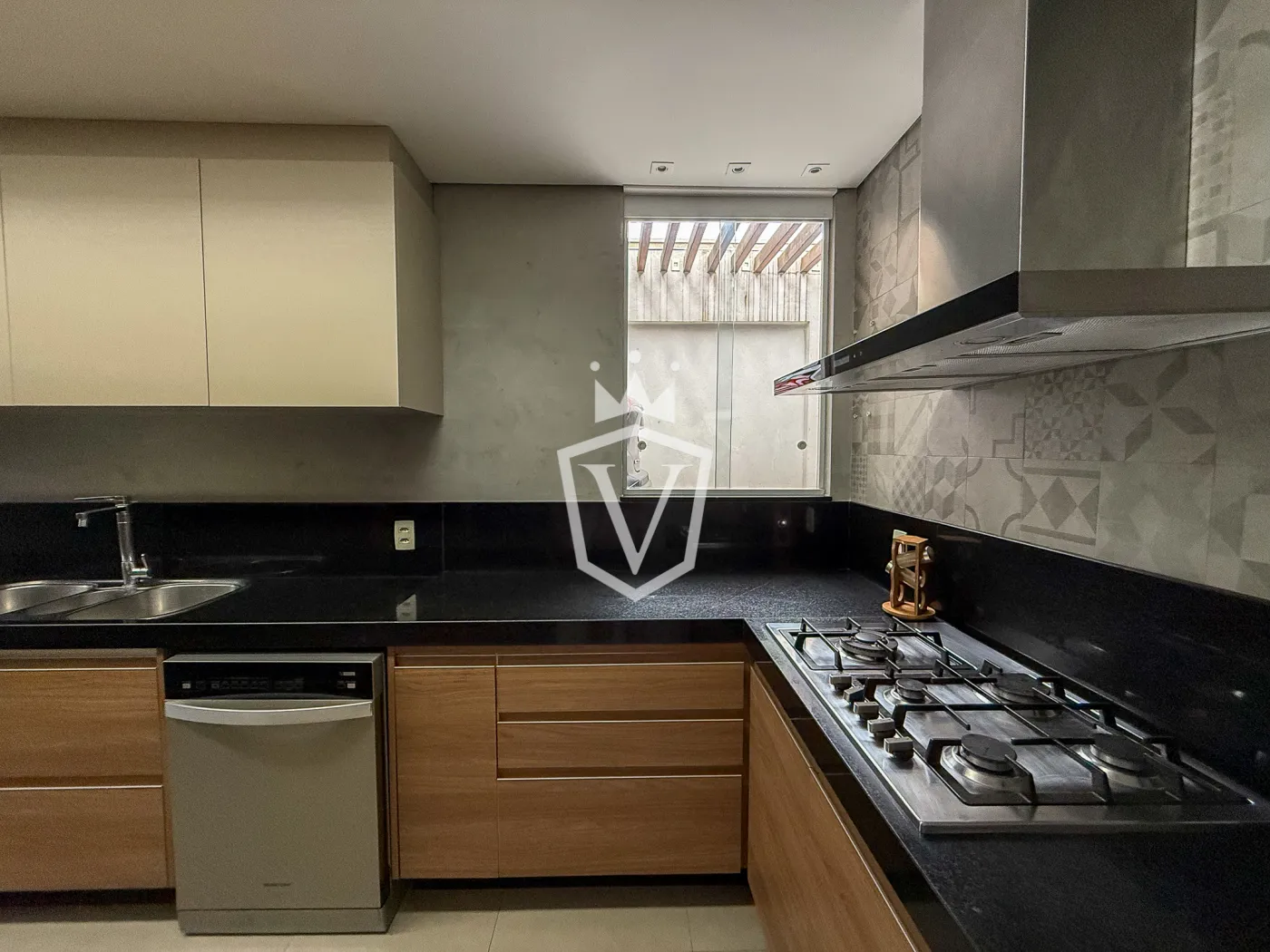 Alugar Casa / Padr&atilde;o fora condom&iacute;nio em Jundia&iacute; R$ 8.700,00 - Foto 16