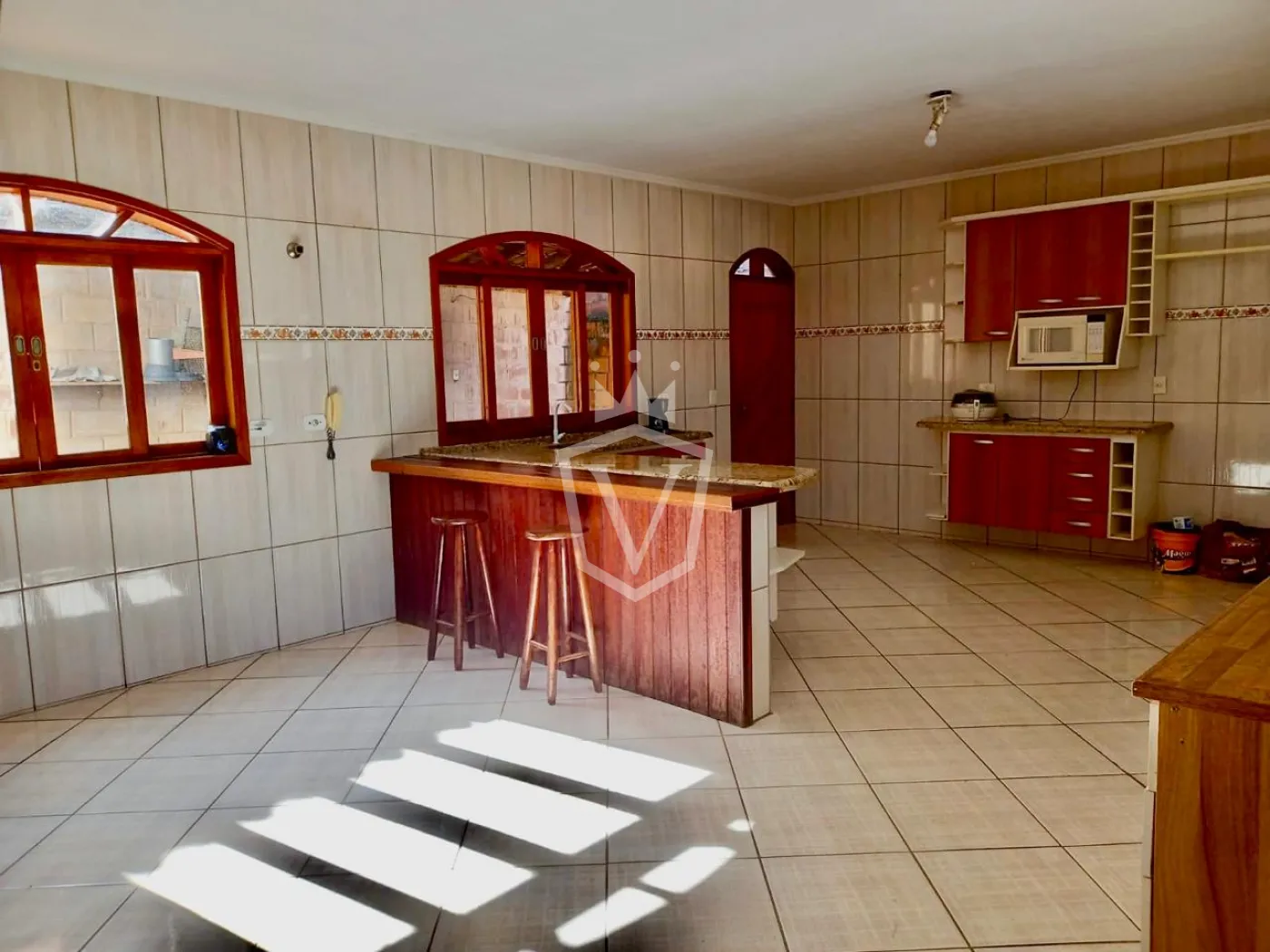 Comprar Casa / Padr&atilde;o fora condom&iacute;nio em Jundia&iacute; R$ 850.000,00 - Foto 4