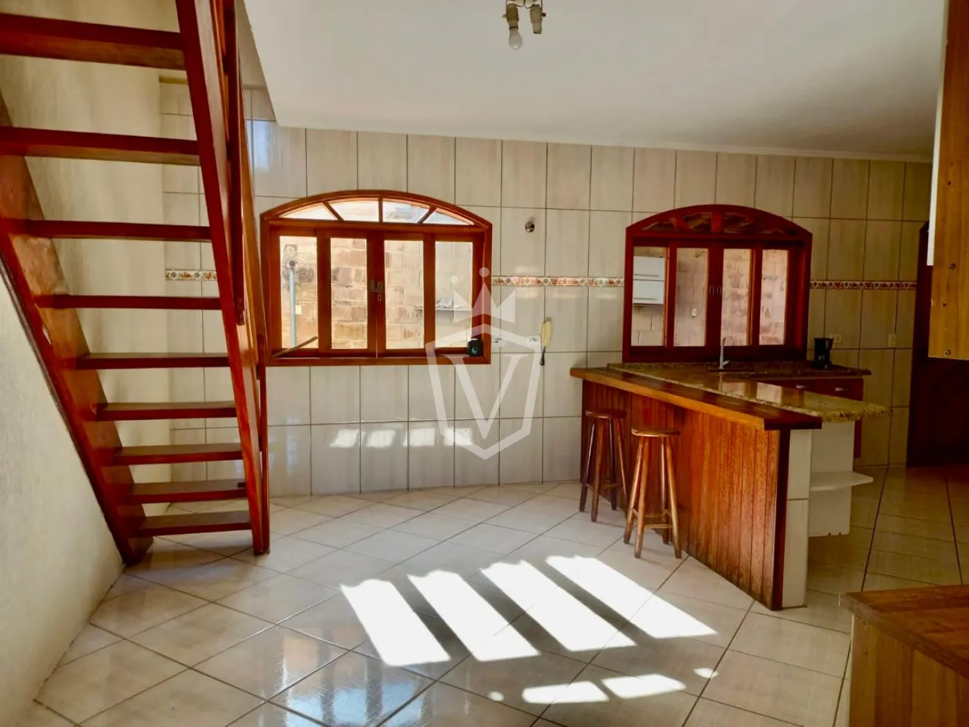 Comprar Casa / Padr&atilde;o fora condom&iacute;nio em Jundia&iacute; R$ 850.000,00 - Foto 10