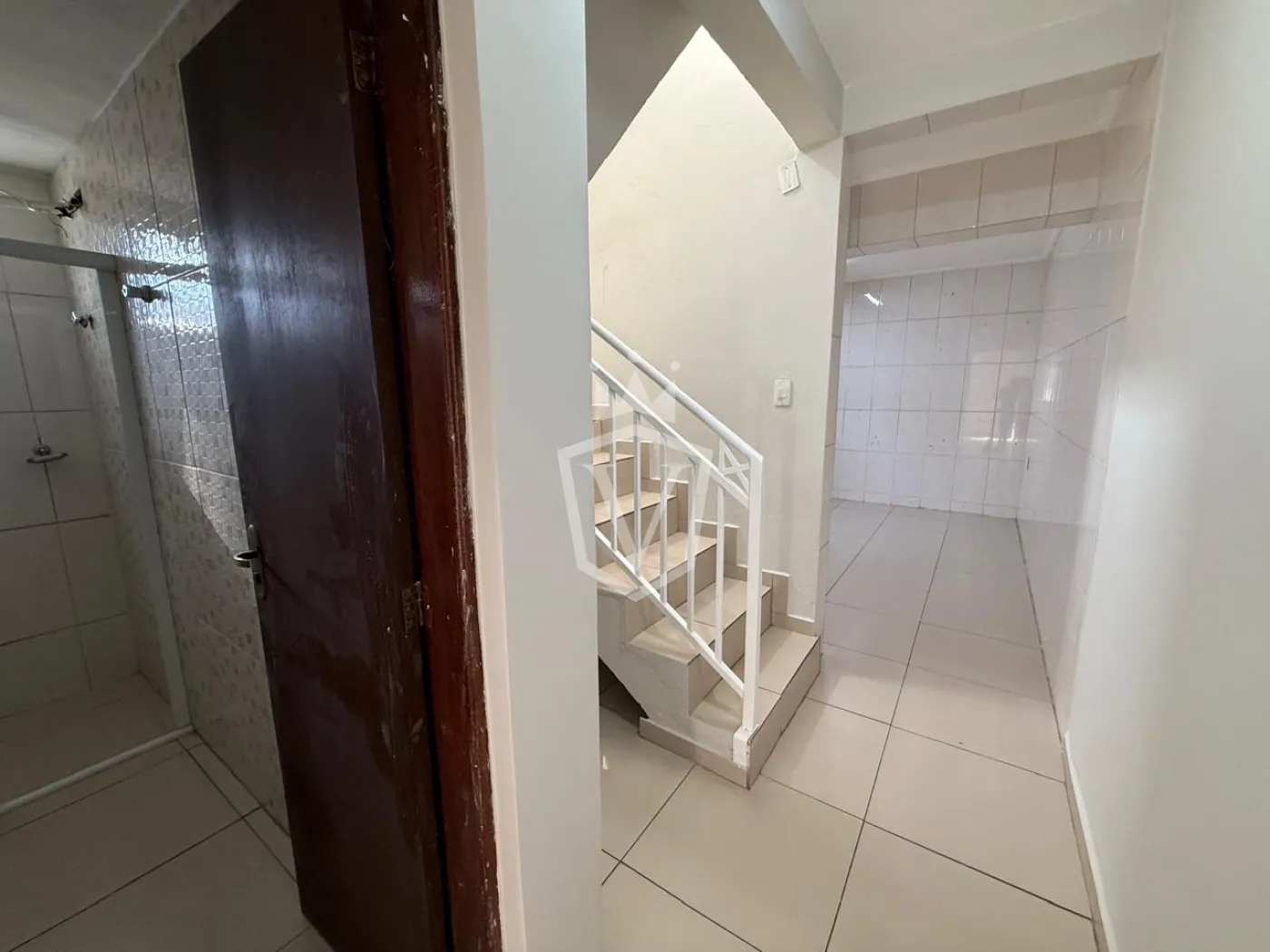 Alugar Casa / Padr&atilde;o fora condom&iacute;nio em V&aacute;rzea Paulista R$ 3.200,00 - Foto 9