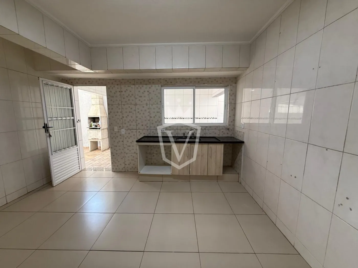 Alugar Casa / Padr&atilde;o fora condom&iacute;nio em V&aacute;rzea Paulista R$ 3.200,00 - Foto 7