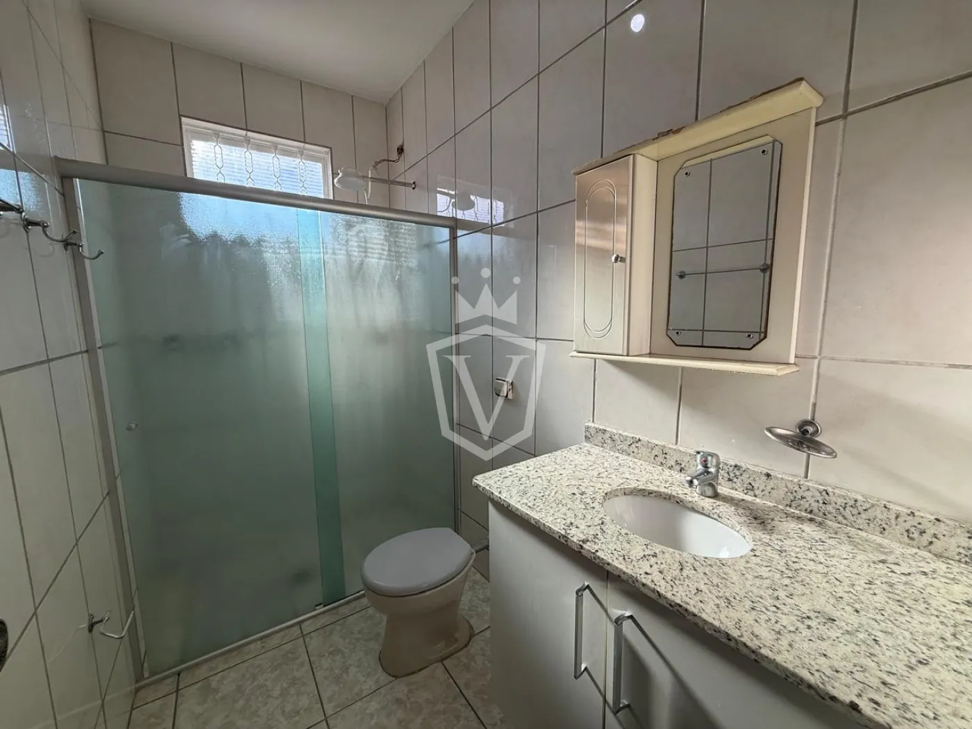 Alugar Casa / Padr&atilde;o fora condom&iacute;nio em V&aacute;rzea Paulista R$ 3.200,00 - Foto 19