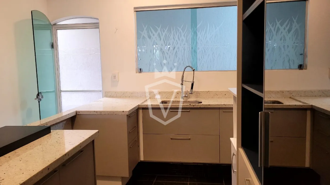 Comprar Casa / Padr&atilde;o fora condom&iacute;nio em Jundia&iacute; R$ 1.260.000,00 - Foto 3