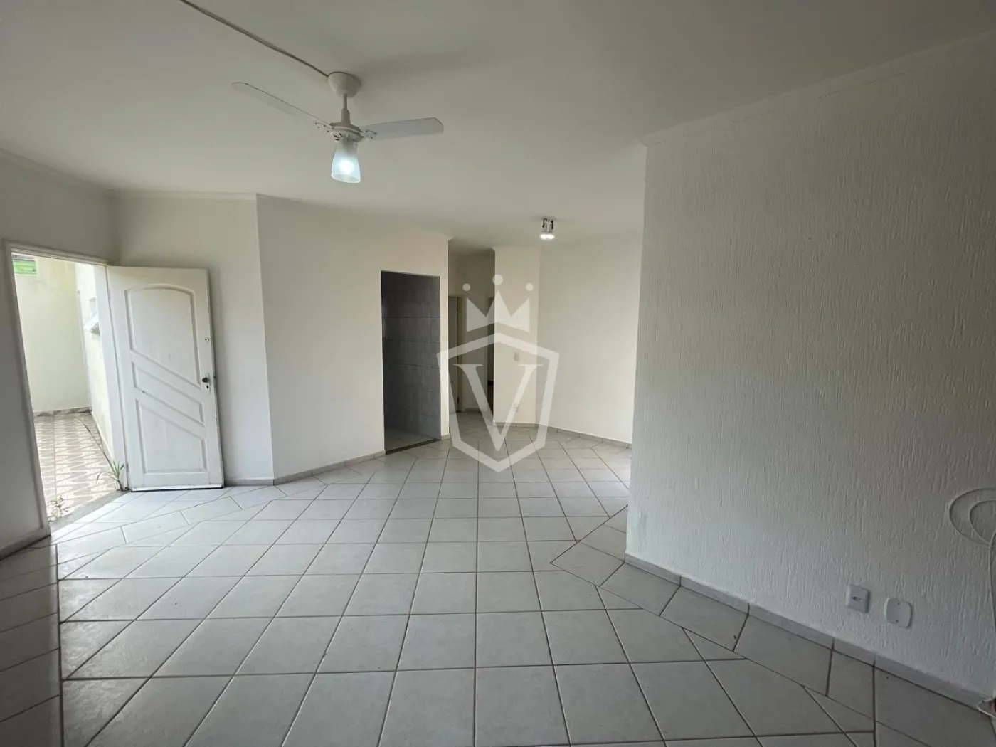Comprar Casa / Padr&atilde;o fora condom&iacute;nio em Jundia&iacute; R$ 820.000,00 - Foto 3