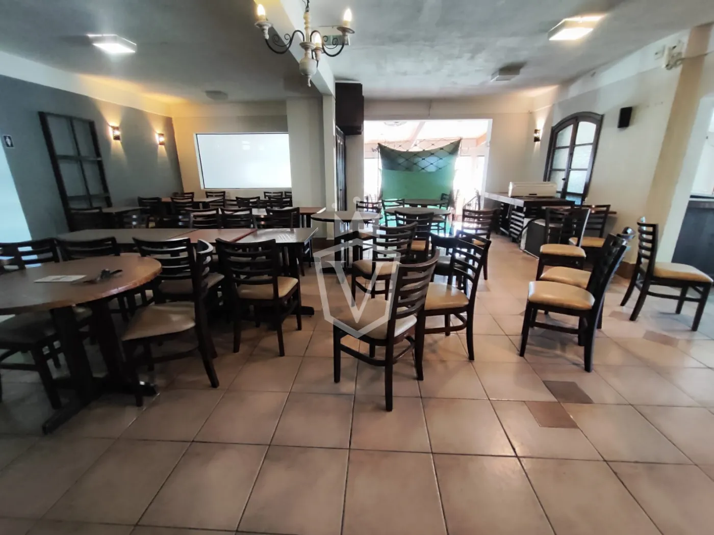 Alugar Comercial / Casa em Jundia&iacute; R$ 18.000,00 - Foto 12