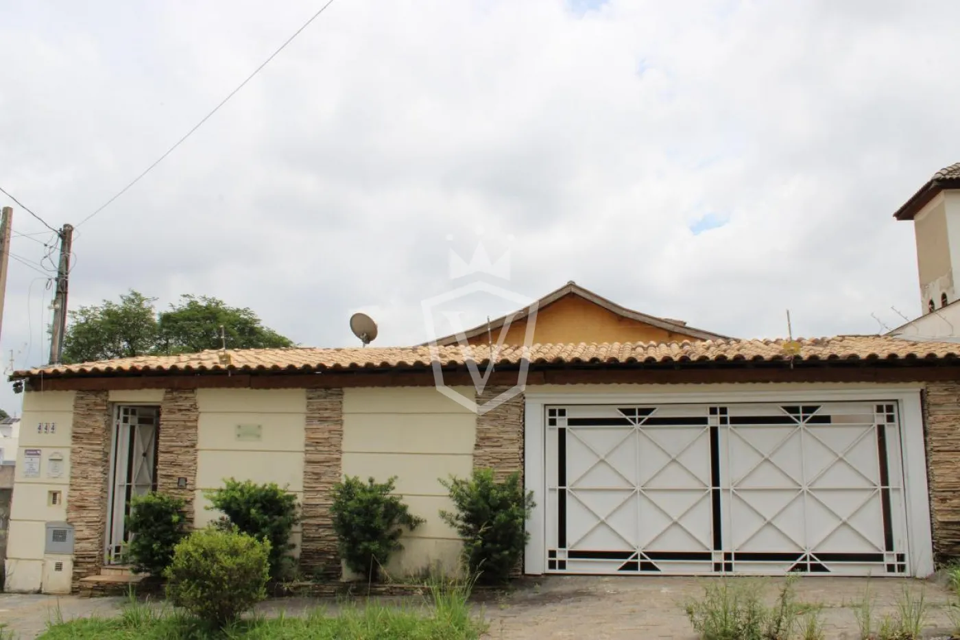 Comprar Casa / Padr&atilde;o fora condom&iacute;nio em Jundia&iacute; R$ 1.190.000,00 - Foto 1