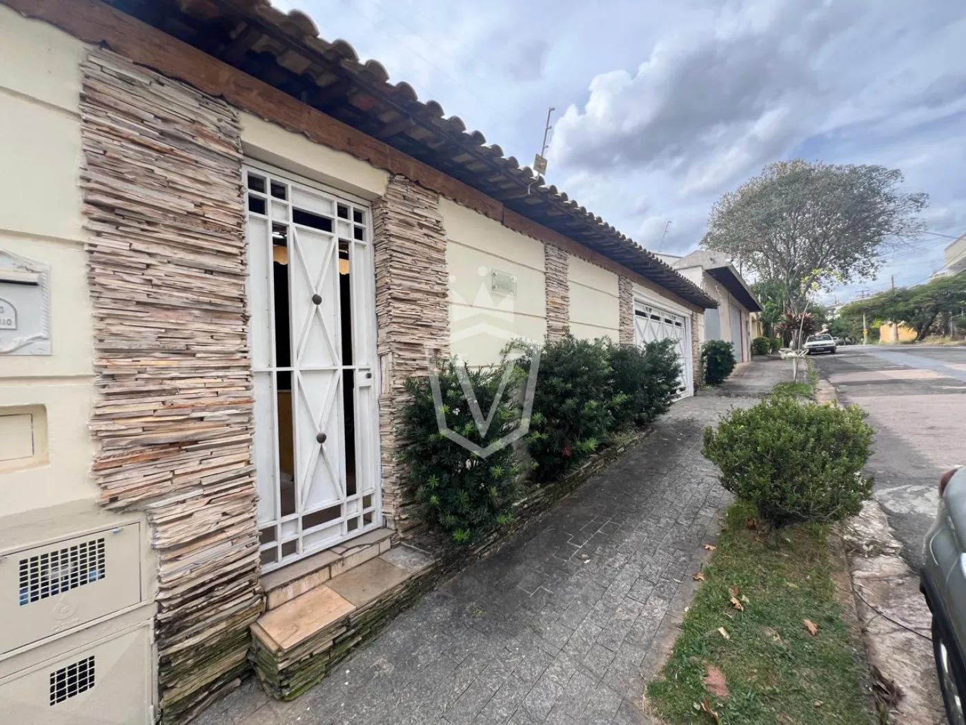 Comprar Casa / Padr&atilde;o fora condom&iacute;nio em Jundia&iacute; R$ 1.380.000,00 - Foto 27