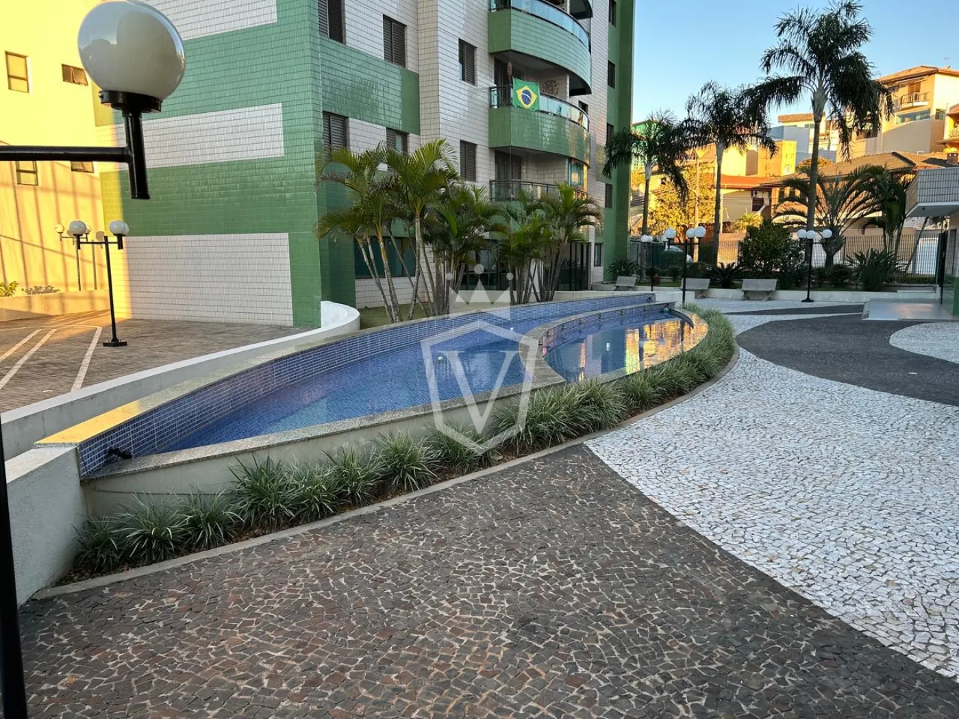 Comprar Apartamento / Padr&atilde;o em Jundia&iacute; R$ 950.000,00 - Foto 18