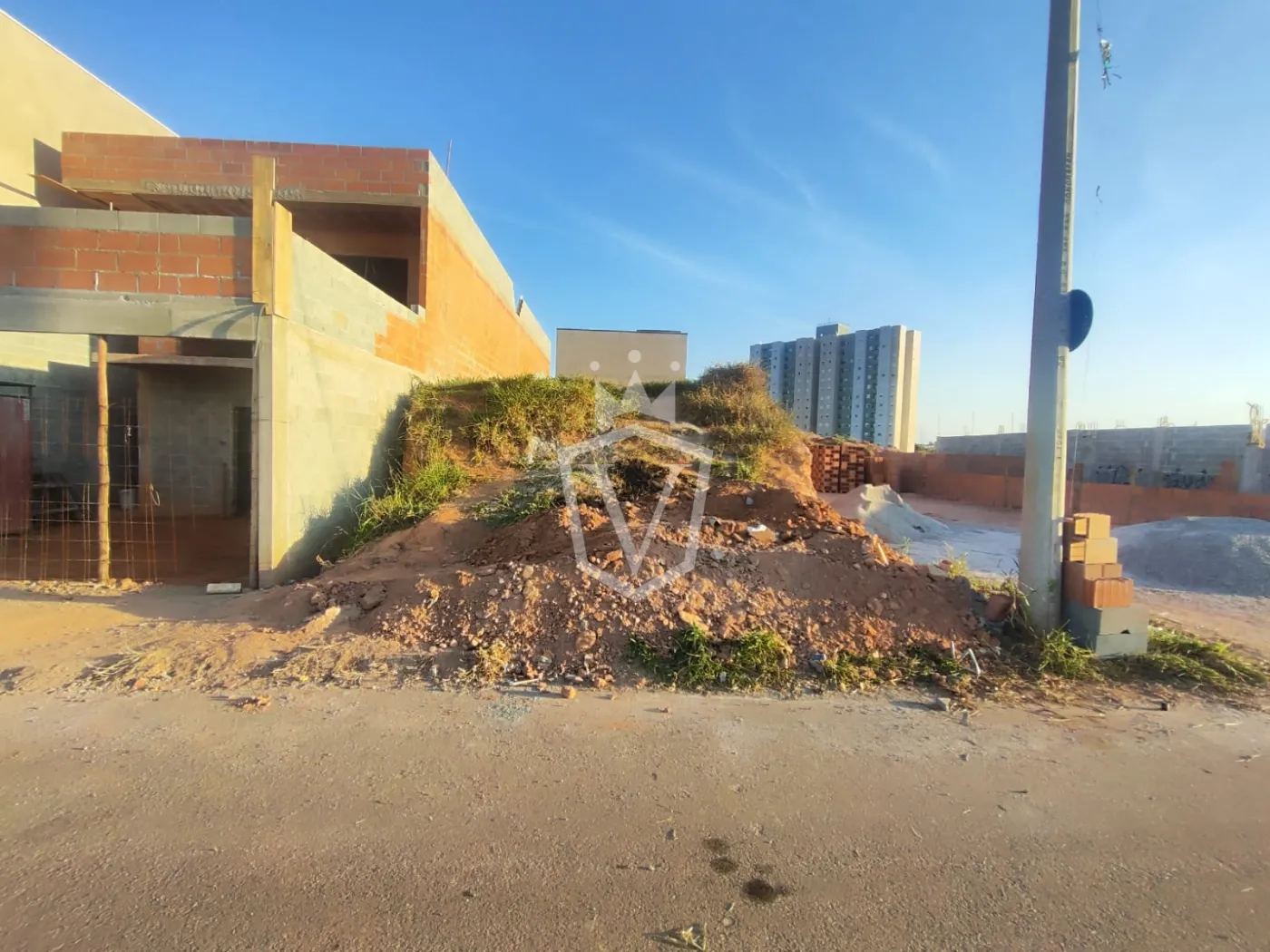 Comprar Terreno / Padr&atilde;o fora condom&iacute;nio em V&aacute;rzea Paulista R$ 210.000,00 - Foto 8