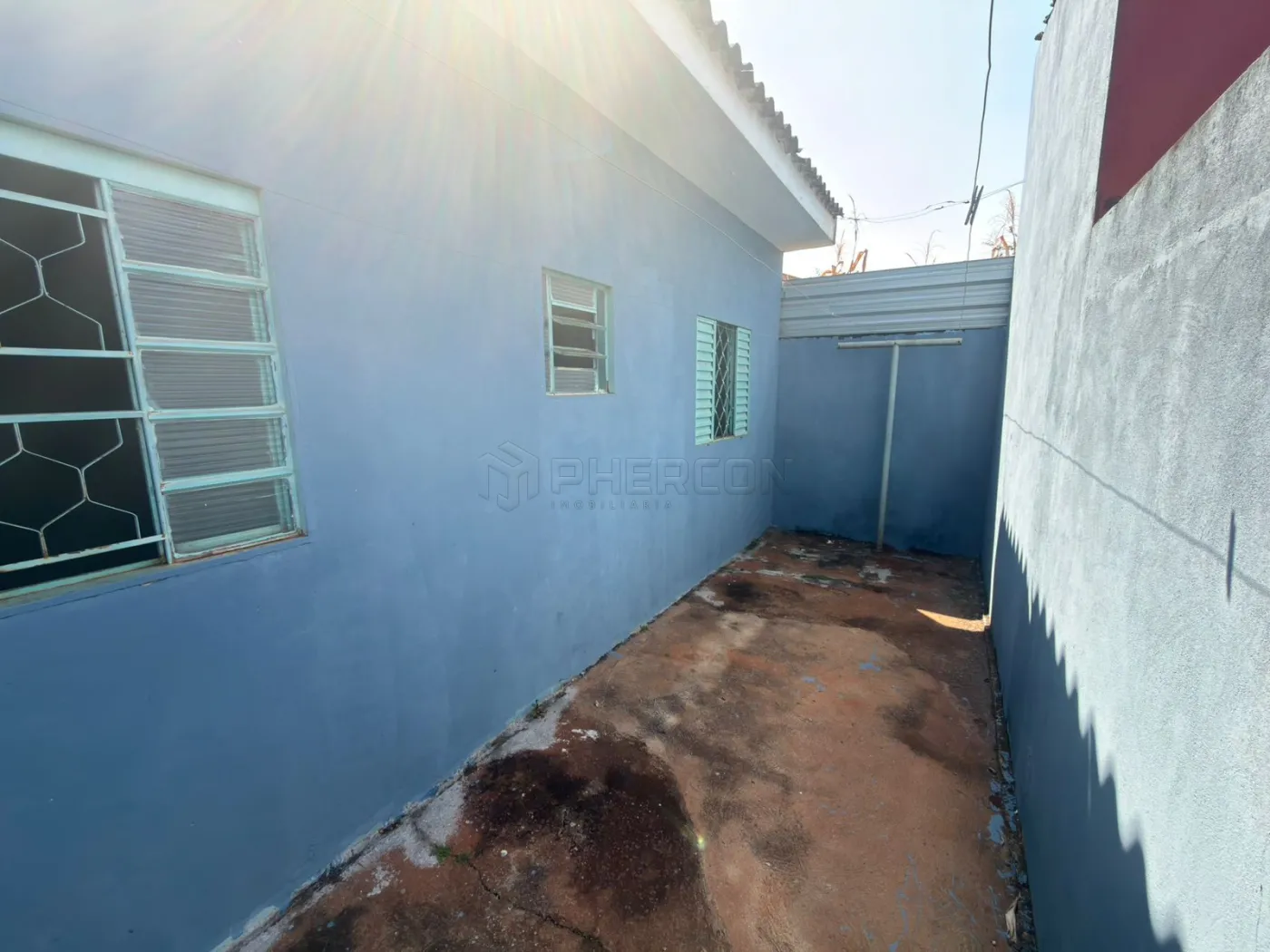 Alugar Casa / Padr&atilde;o em Barrinha R$ 800,00 - Foto 2
