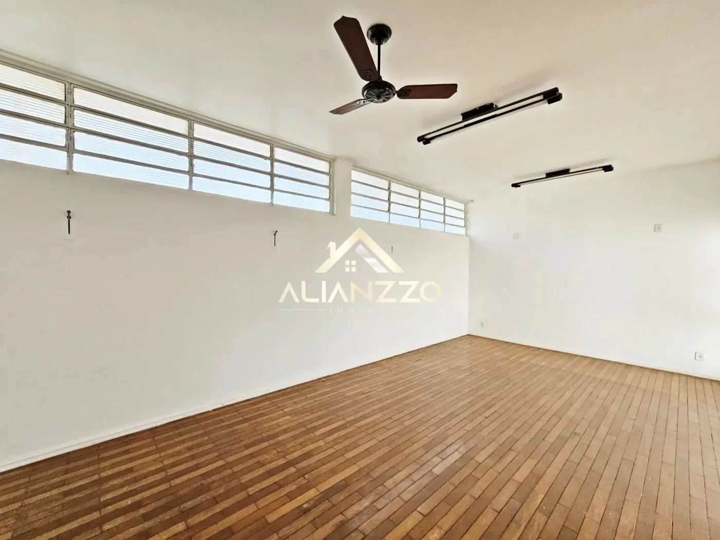 Alugar Casa / Padr&atilde;o em Ribeir&atilde;o Preto R$ 4.000,00 - Foto 5