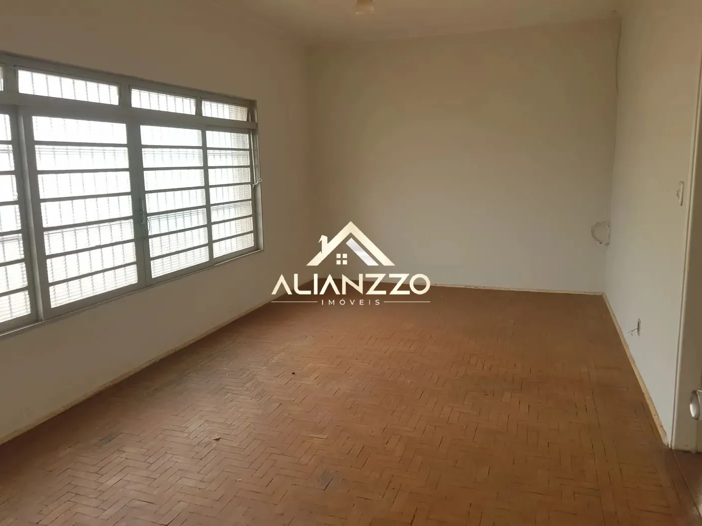 Alugar Casa / Padr&atilde;o em Ribeir&atilde;o Preto R$ 5.000,00 - Foto 2