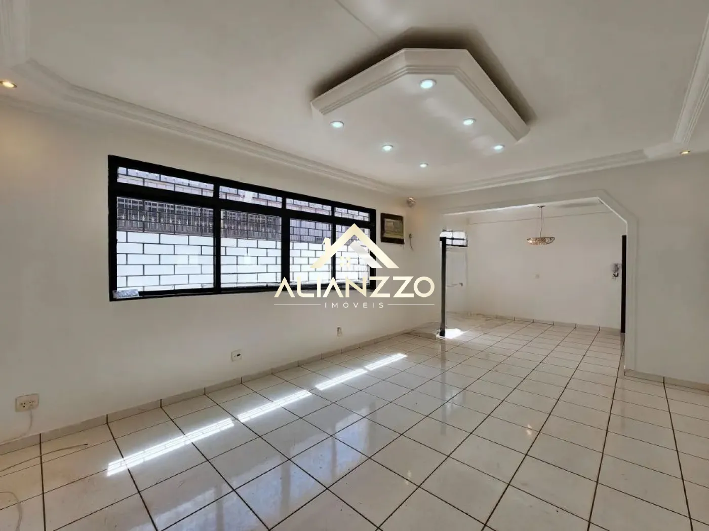 Alugar Casa / Padr&atilde;o em Ribeir&atilde;o Preto R$ 7.000,00 - Foto 4
