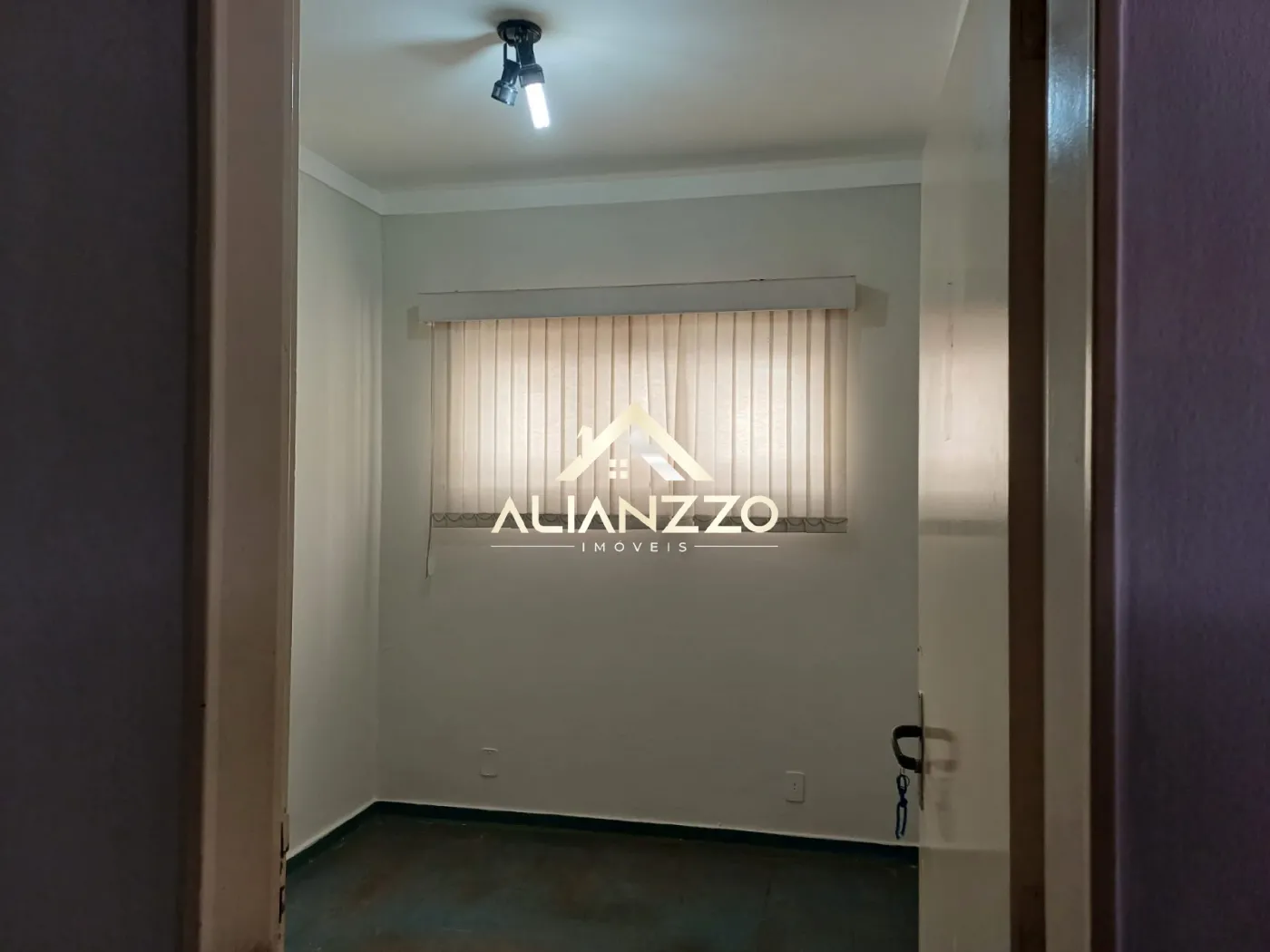 Alugar Comercial padr&atilde;o / Galp&atilde;o - Armaz&eacute;m em Ribeir&atilde;o Preto R$ 2.500,00 - Foto 19