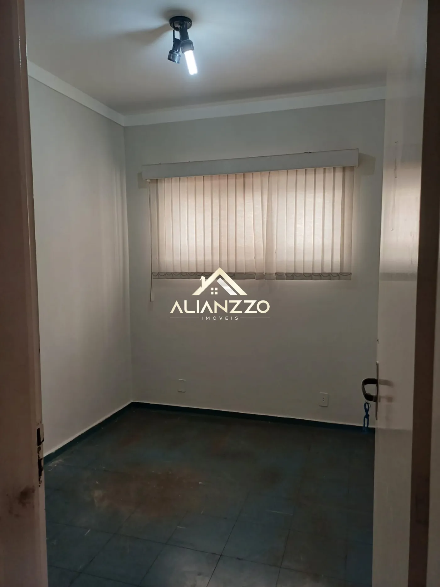 Alugar Comercial padr&atilde;o / Galp&atilde;o - Armaz&eacute;m em Ribeir&atilde;o Preto R$ 2.500,00 - Foto 23