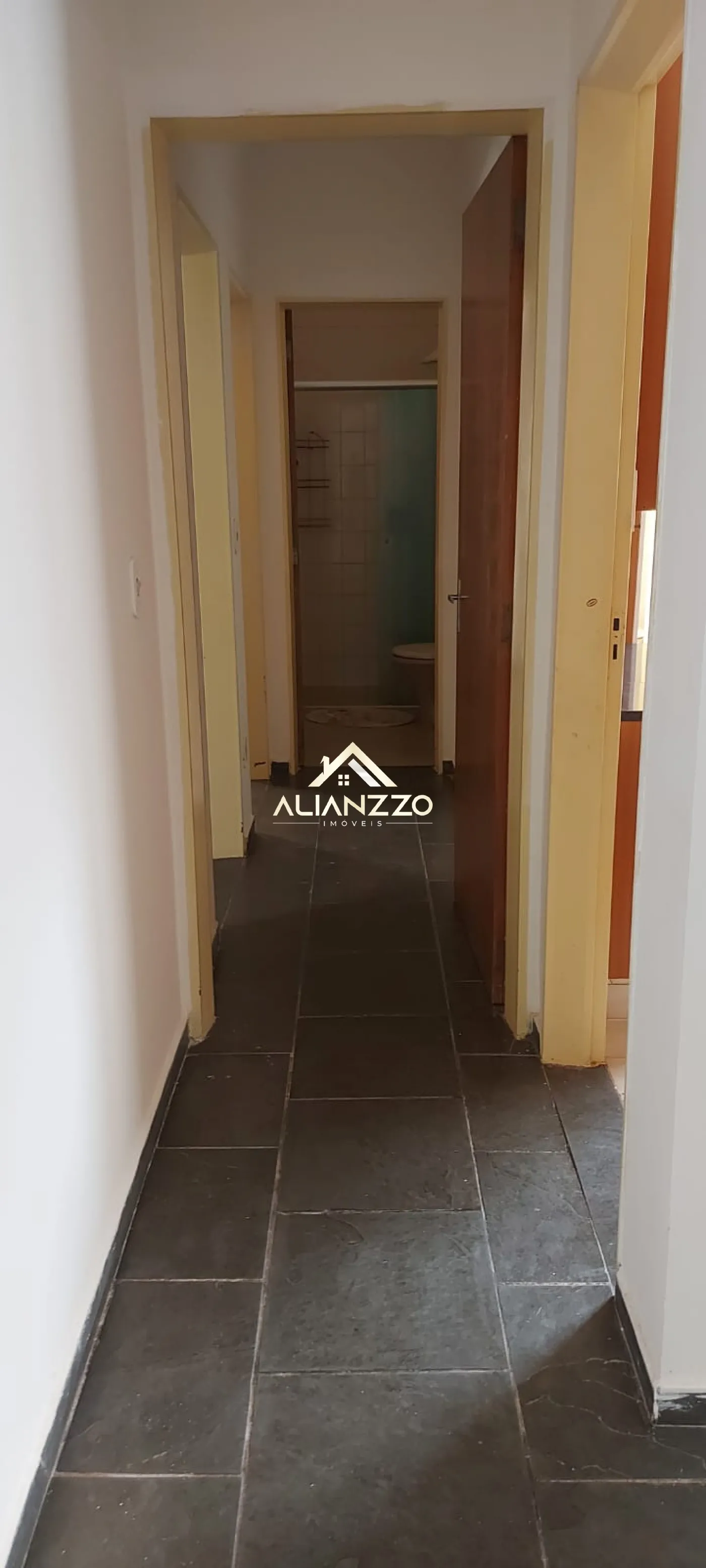 Comprar Apartamento / Padr&atilde;o em Ribeir&atilde;o Preto R$ 240.000,00 - Foto 3