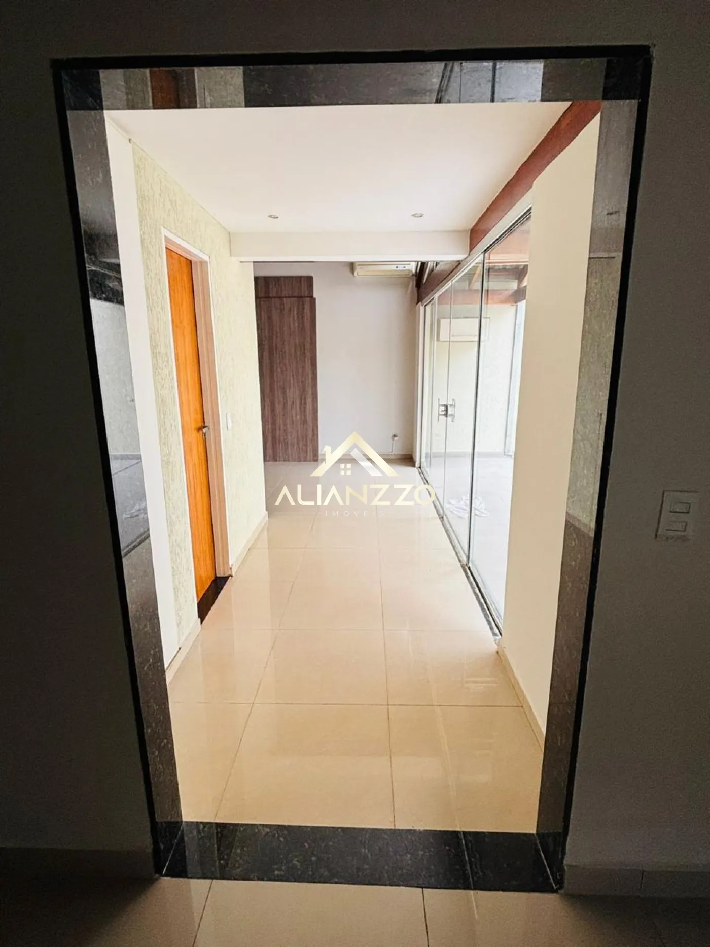 Comprar Casa Condom&iacute;nio / Sobrado em Ribeir&atilde;o Preto R$ 750.000,00 - Foto 3