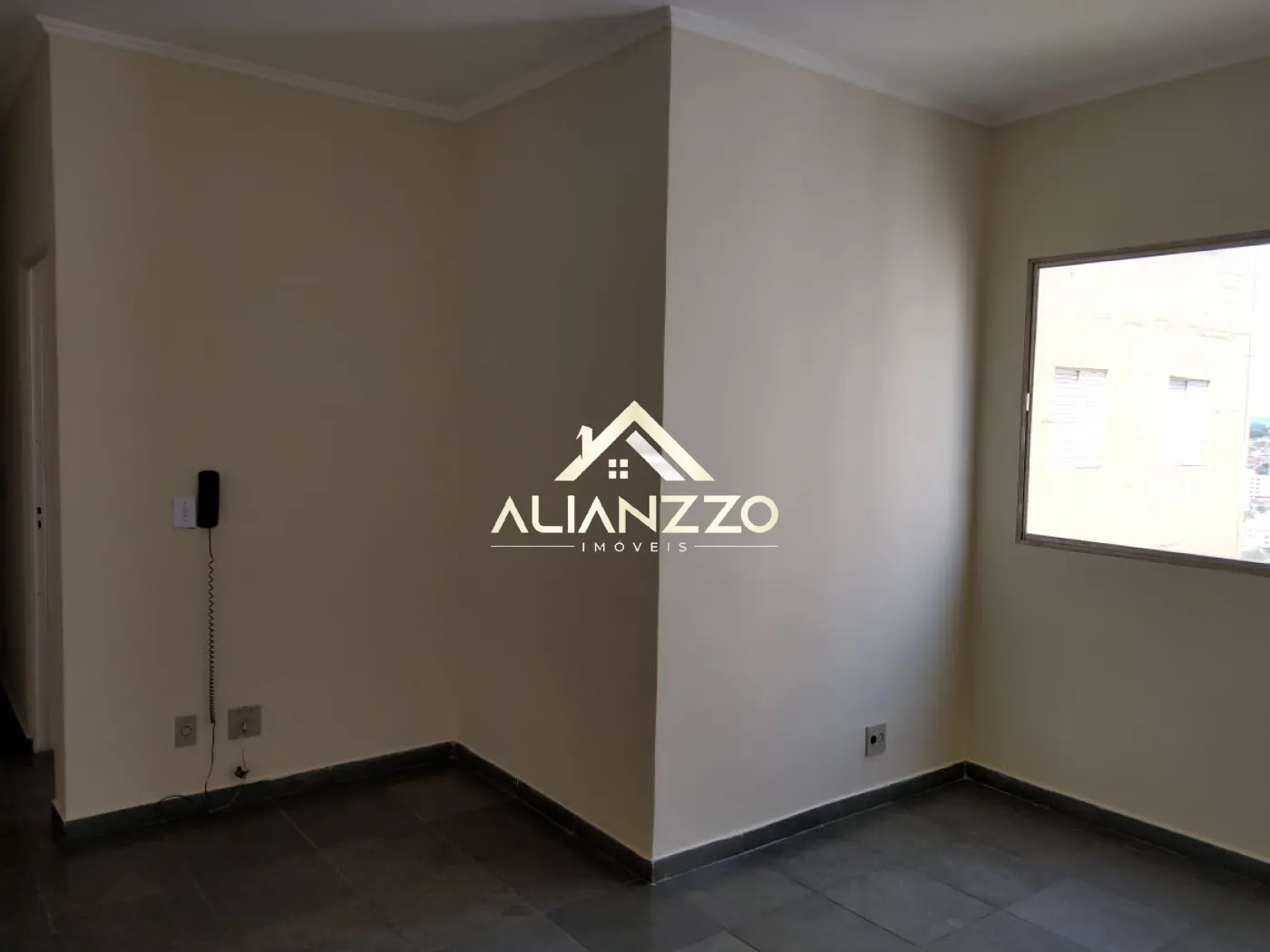 Alugar Apartamento / Padr&atilde;o em Ribeir&atilde;o Preto R$ 1.300,00 - Foto 4