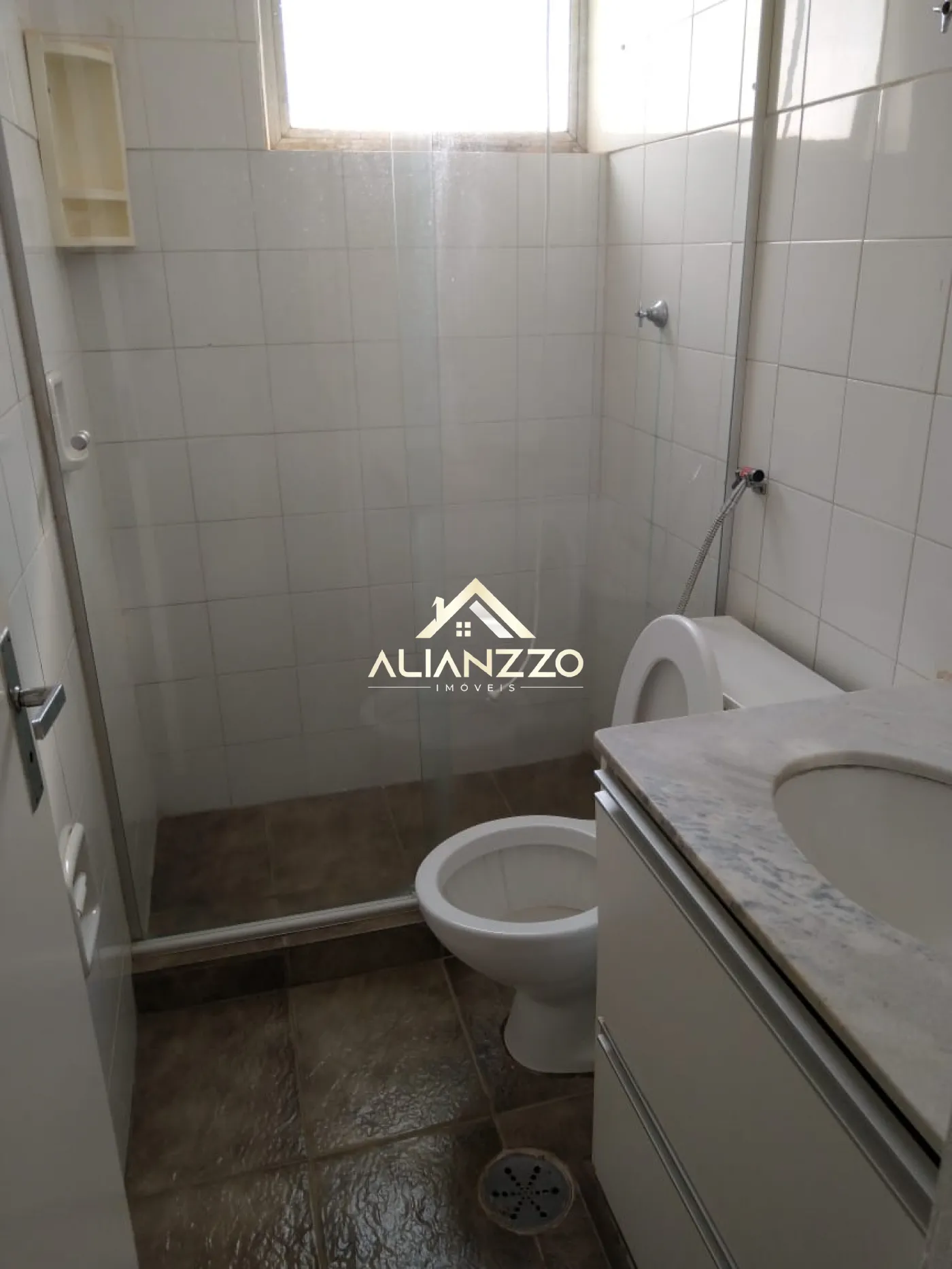 Alugar Apartamento / Padr&atilde;o em Ribeir&atilde;o Preto R$ 1.300,00 - Foto 16