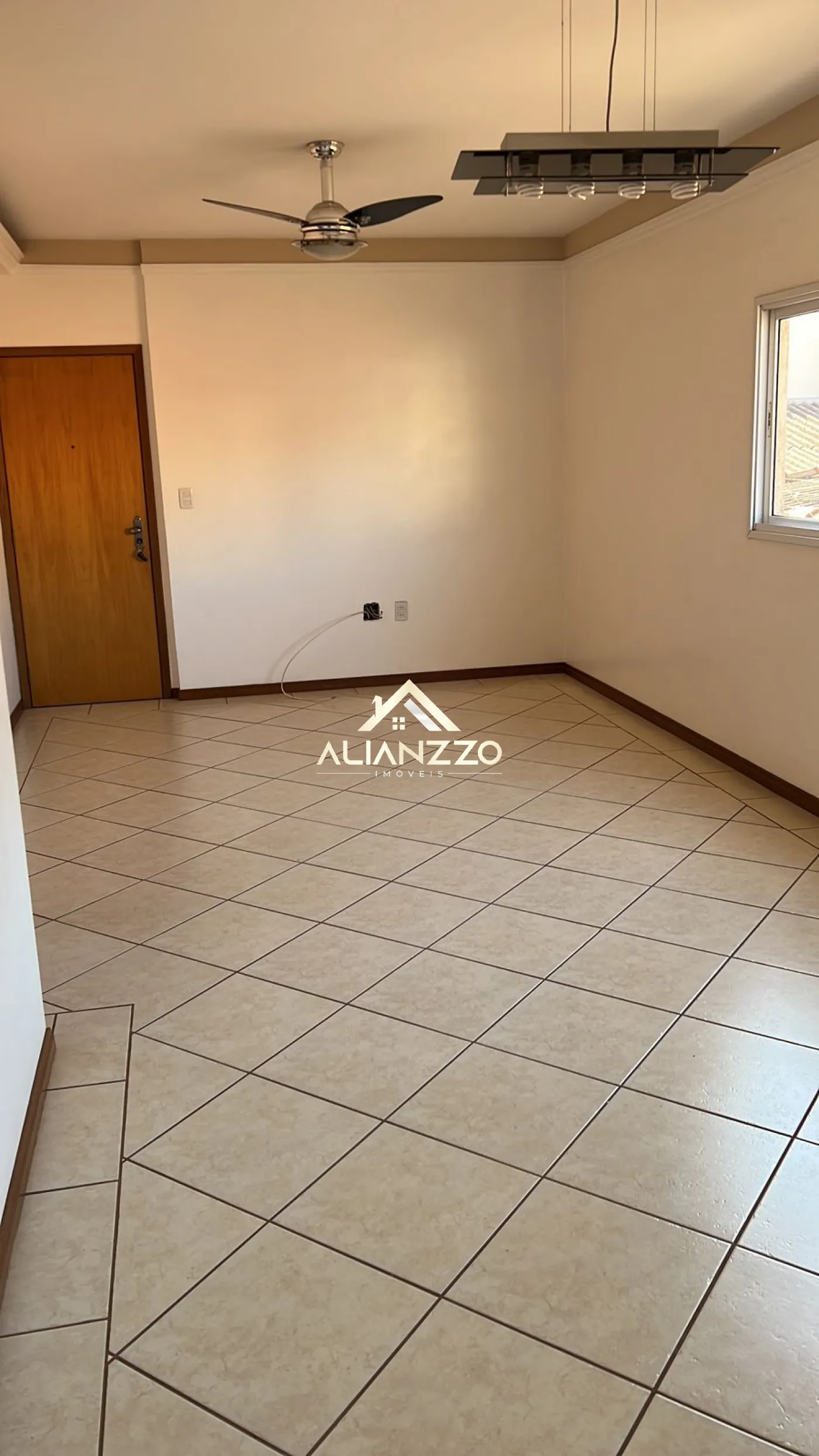 Comprar Apartamento / Padr&atilde;o em Ribeir&atilde;o Preto R$ 379.000,00 - Foto 1