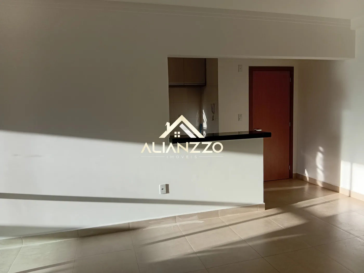 Alugar Apartamento / Padr&atilde;o em Ribeir&atilde;o Preto R$ 3.250,00 - Foto 4