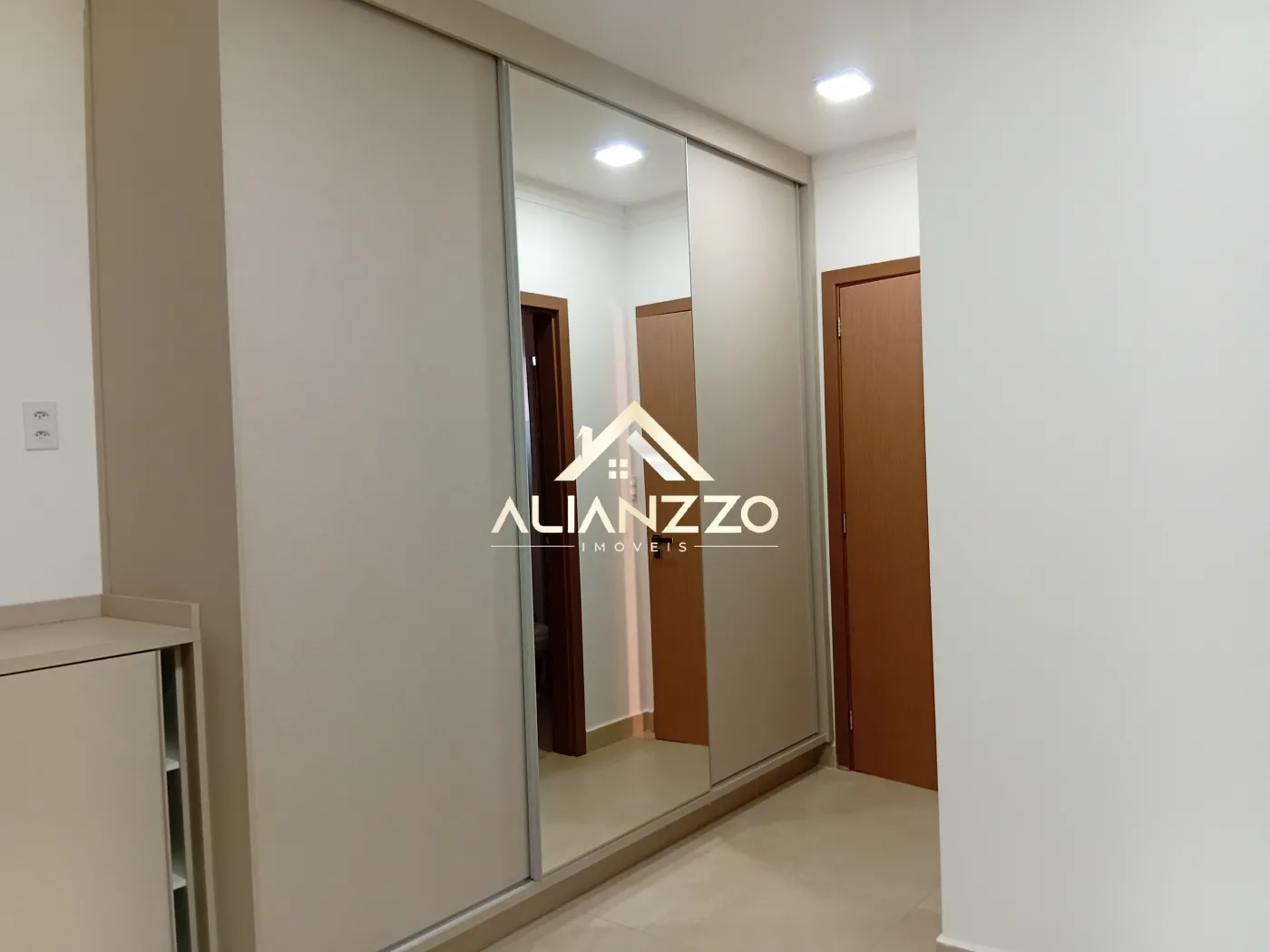 Alugar Apartamento / Padr&atilde;o em Ribeir&atilde;o Preto R$ 3.250,00 - Foto 14