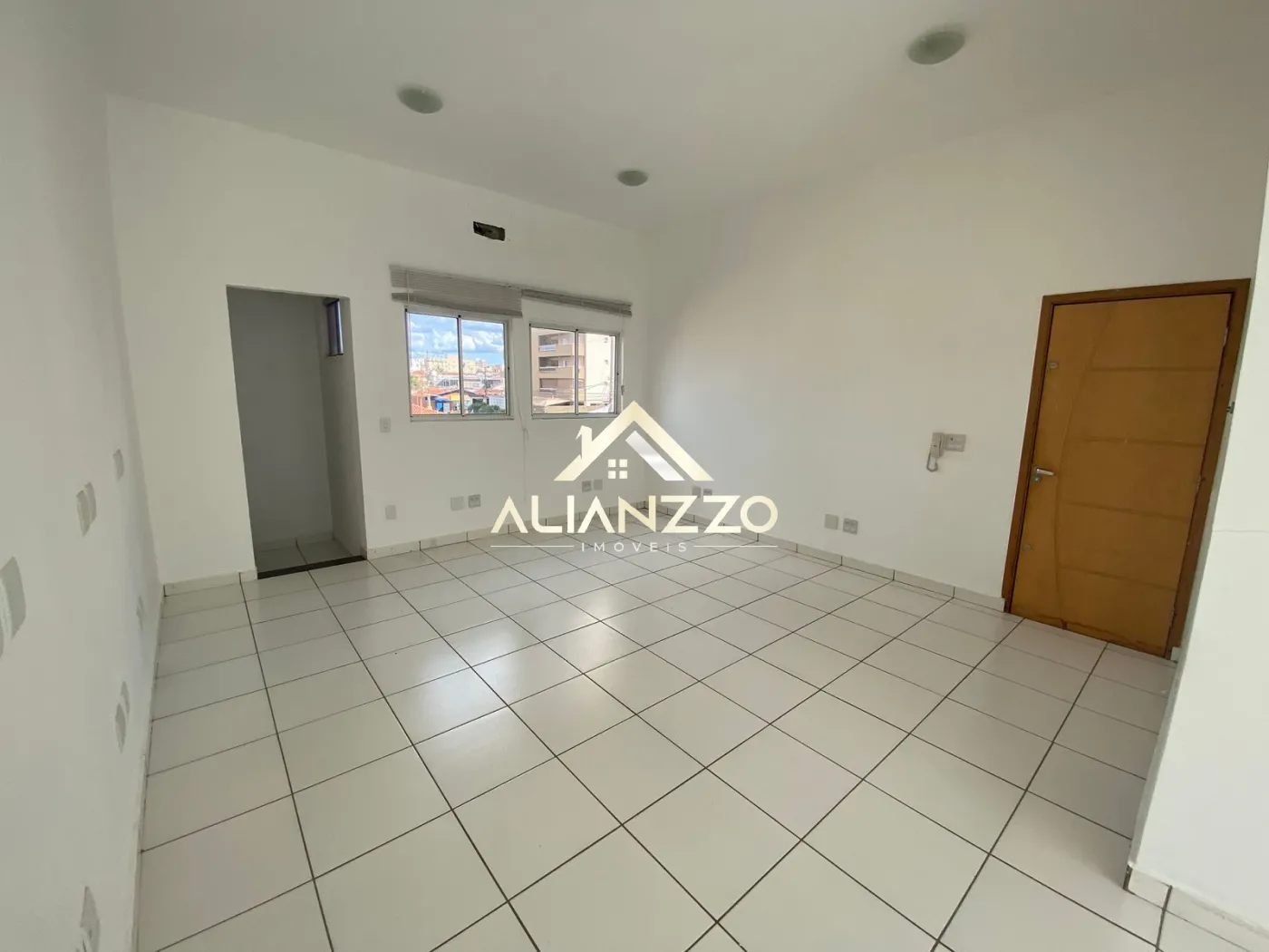 Alugar Comercial padr&atilde;o / Ponto Comercial em Ribeir&atilde;o Preto R$ 1.600,00 - Foto 4