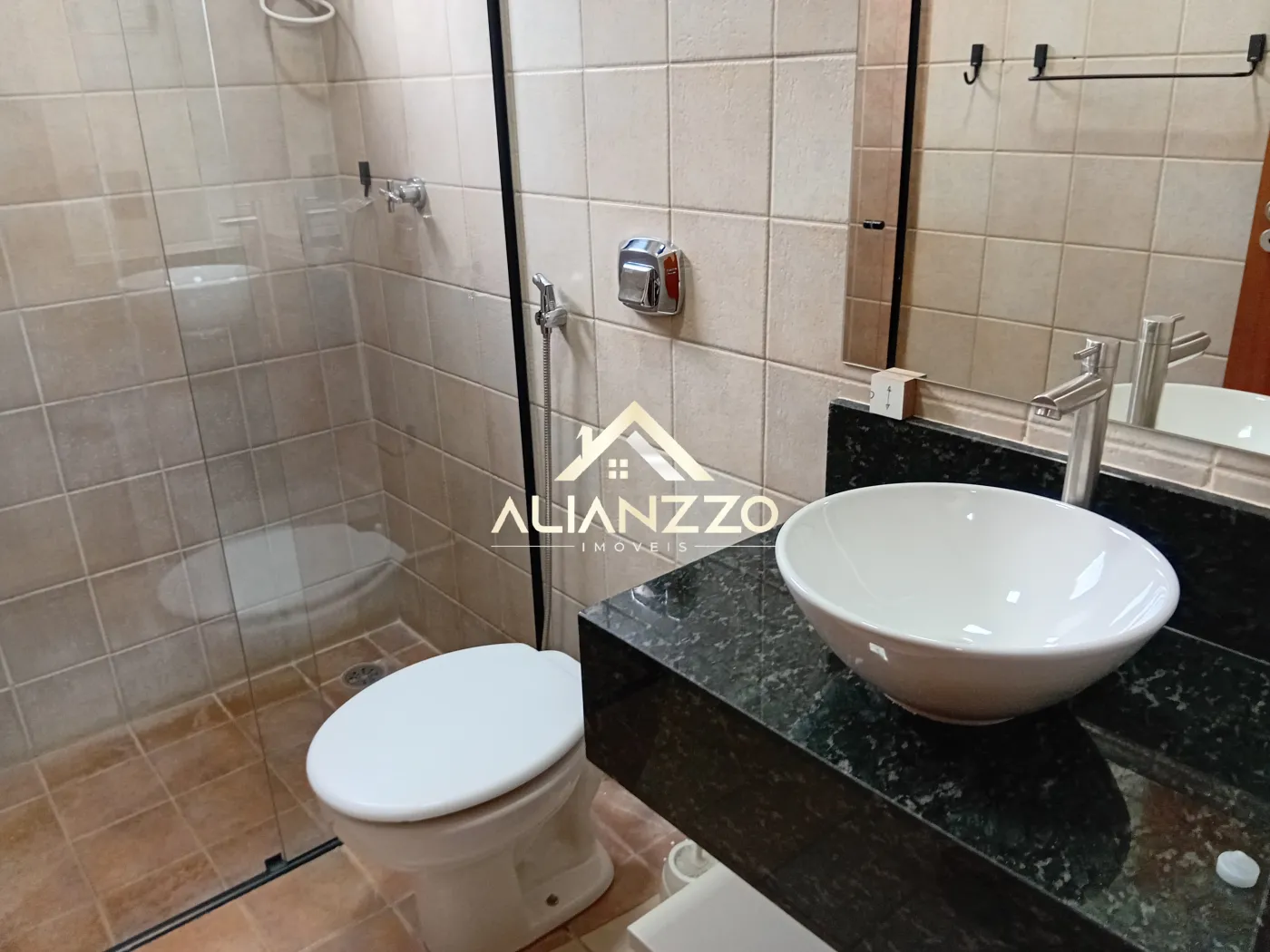 Alugar Apartamento / Padr&atilde;o em Ribeir&atilde;o Preto R$ 2.000,00 - Foto 7