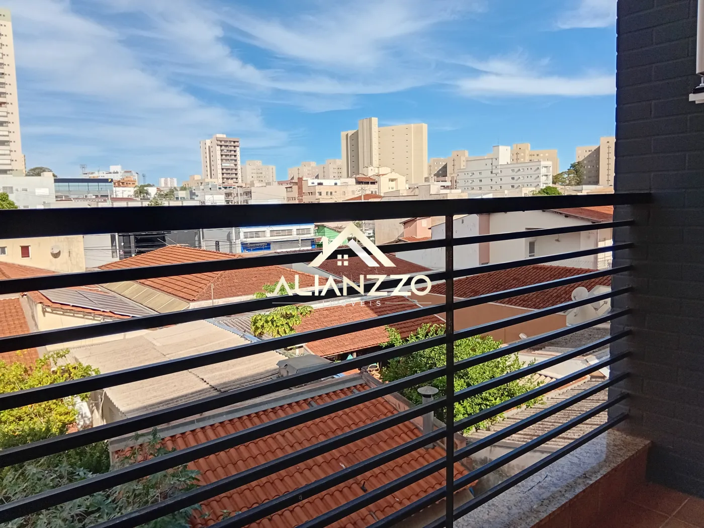 Alugar Apartamento / Padr&atilde;o em Ribeir&atilde;o Preto R$ 2.000,00 - Foto 1