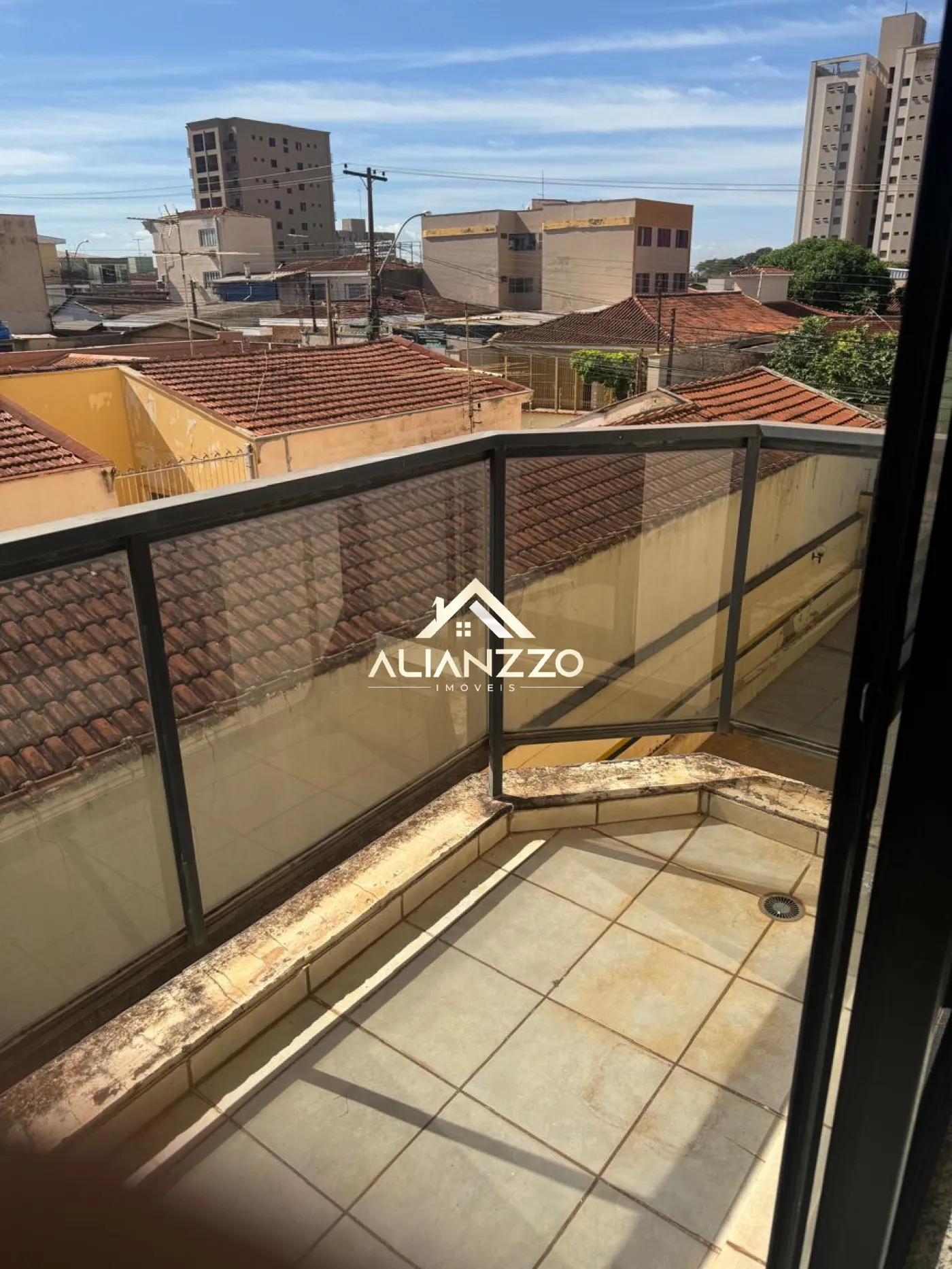 Alugar Apartamento / Padr&atilde;o em Ribeir&atilde;o Preto R$ 1.400,00 - Foto 1